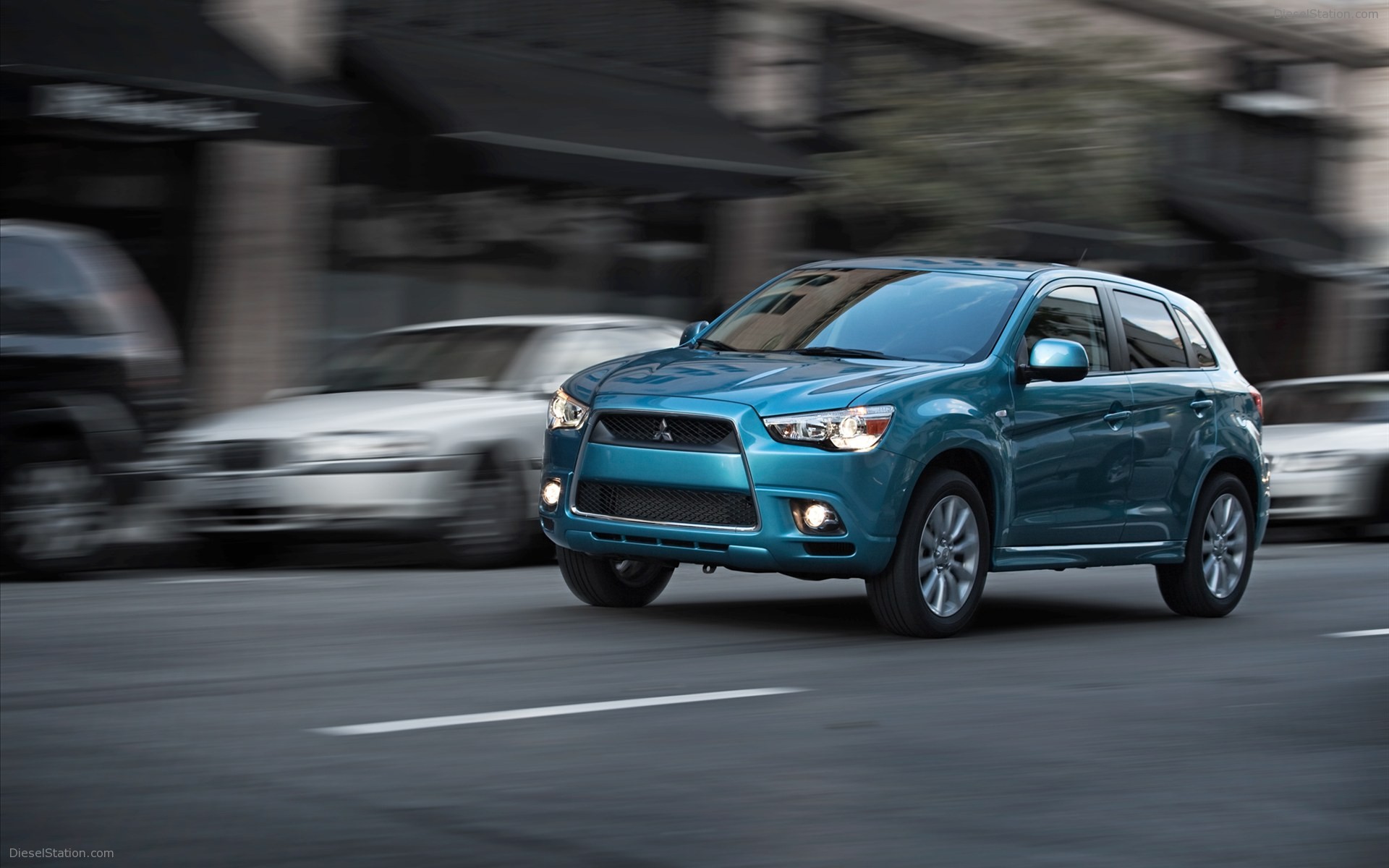 Mitsubishi Outlander Sport 2011