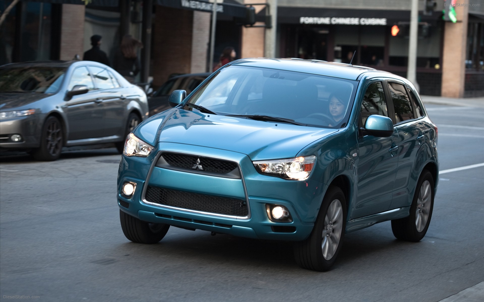 Mitsubishi Outlander Sport 2011