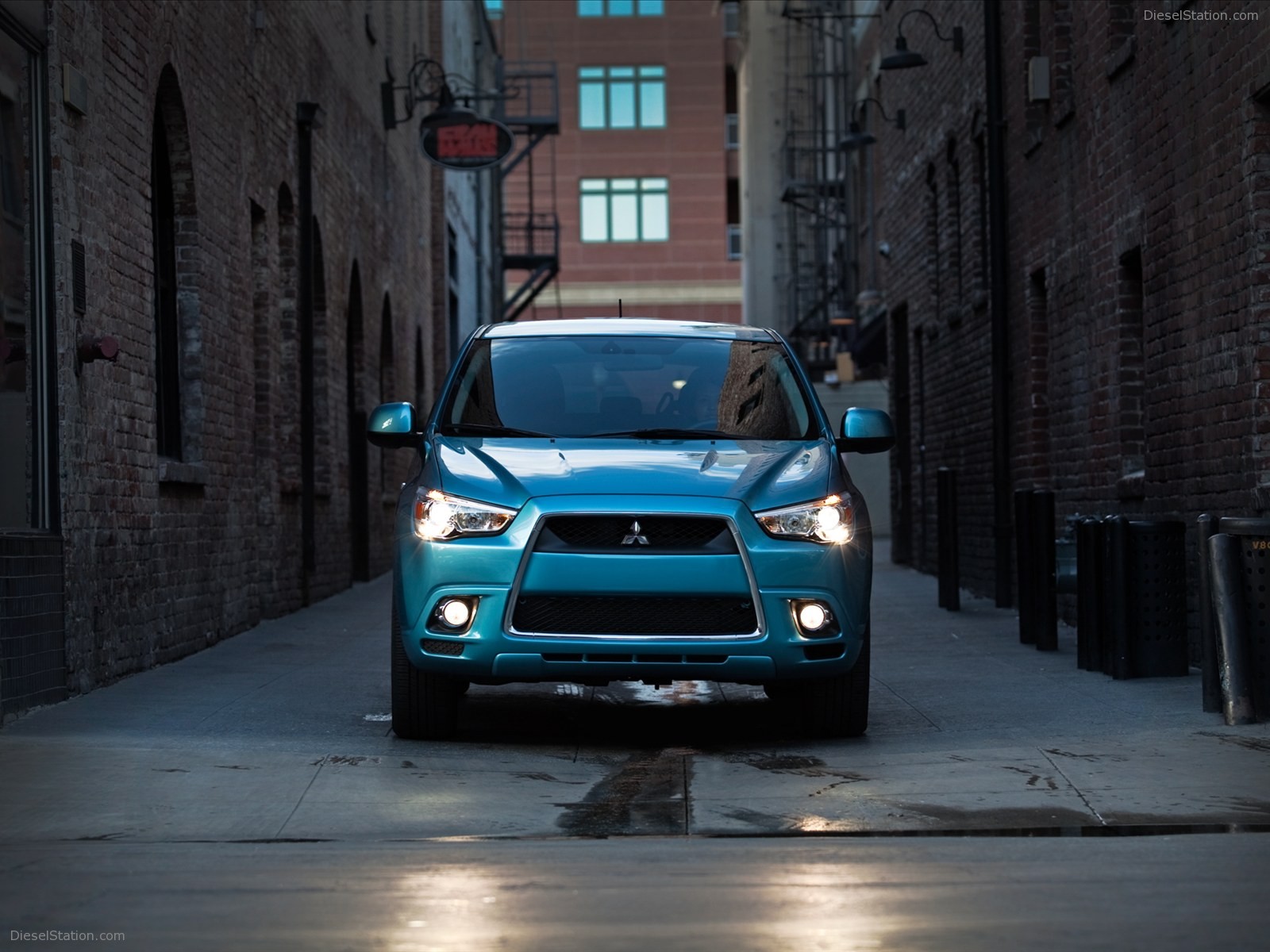 Mitsubishi Outlander Sport 2012