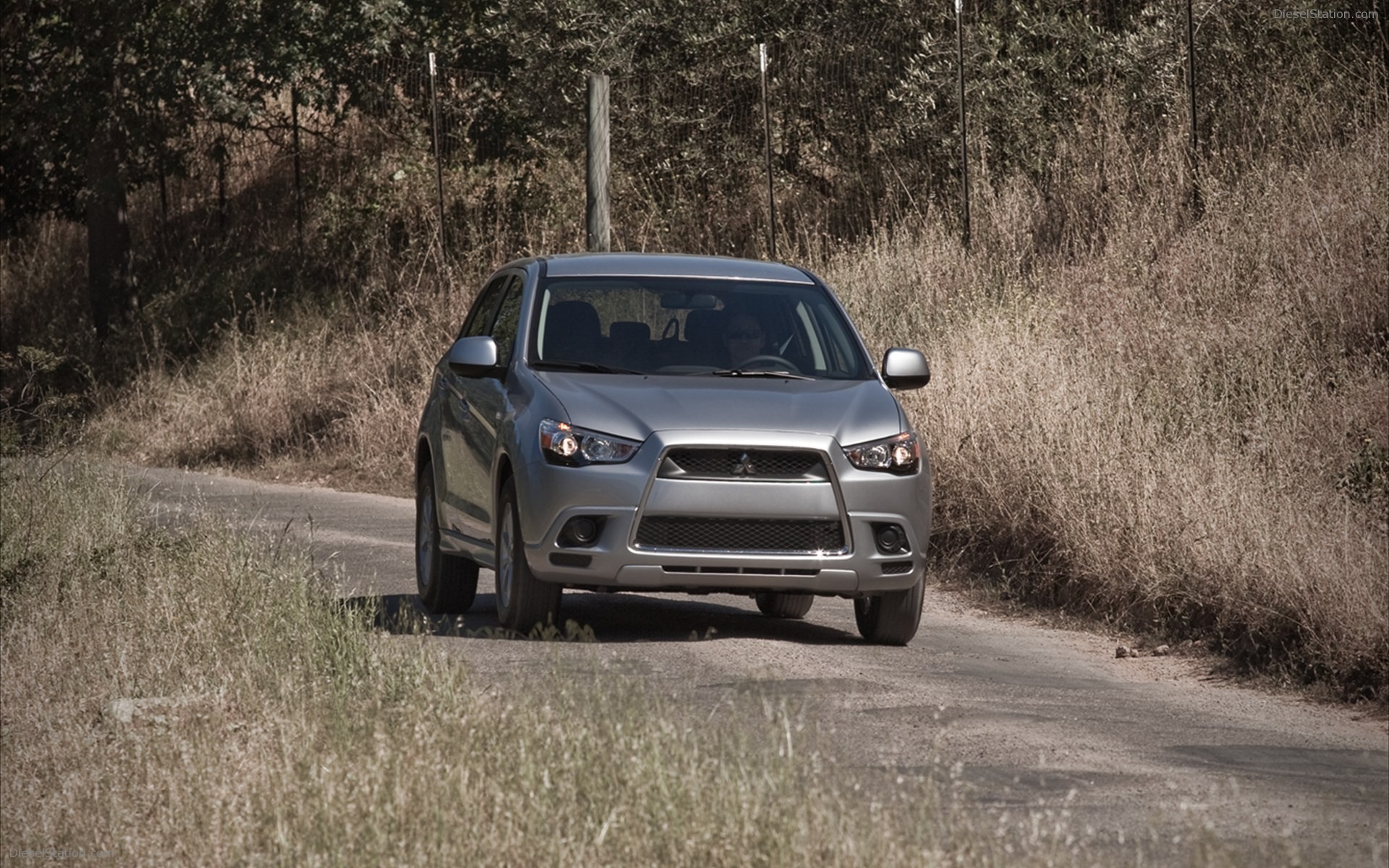 Mitsubishi Outlander Sport 2012