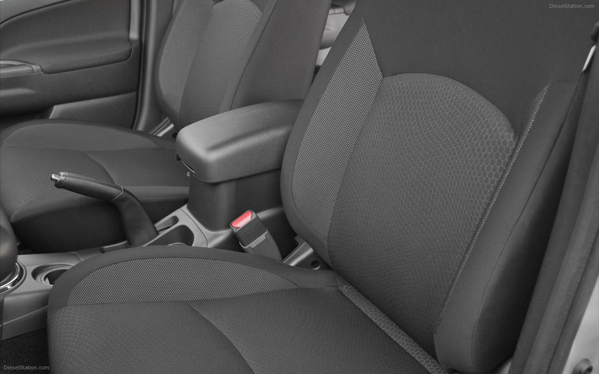 Mitsubishi Outlander Sport 2012