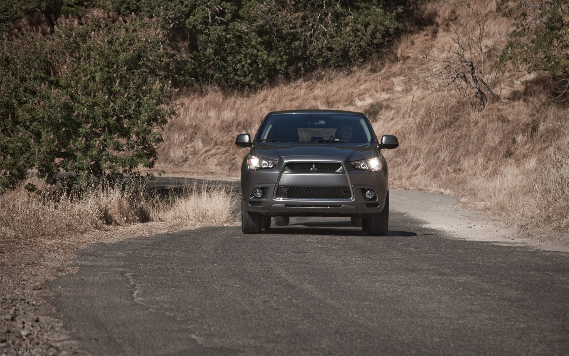 Mitsubishi Outlander Sport 2012