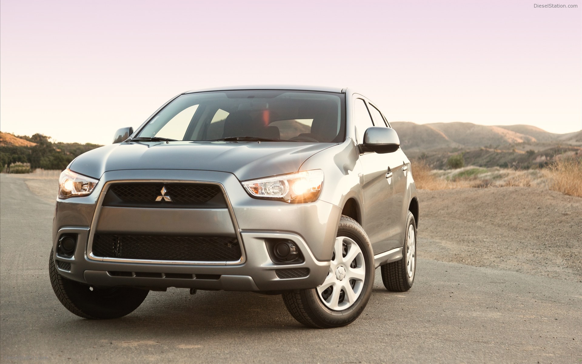 Mitsubishi Outlander Sport 2012