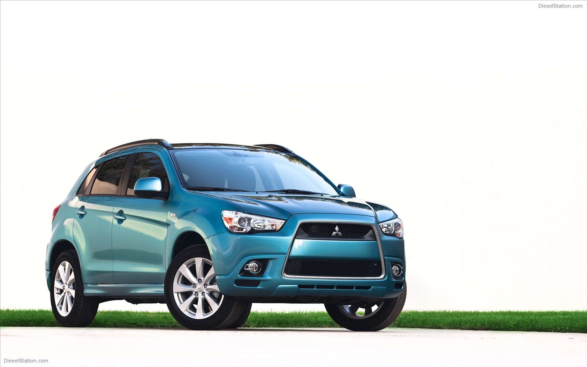 Mitsubishi Outlander Sport 2012