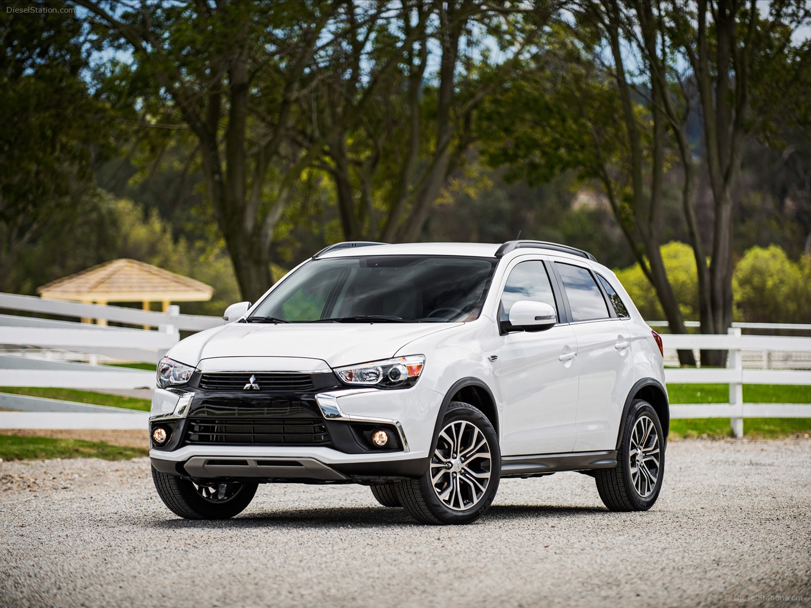 Mitsubishi Outlander Sport 2016