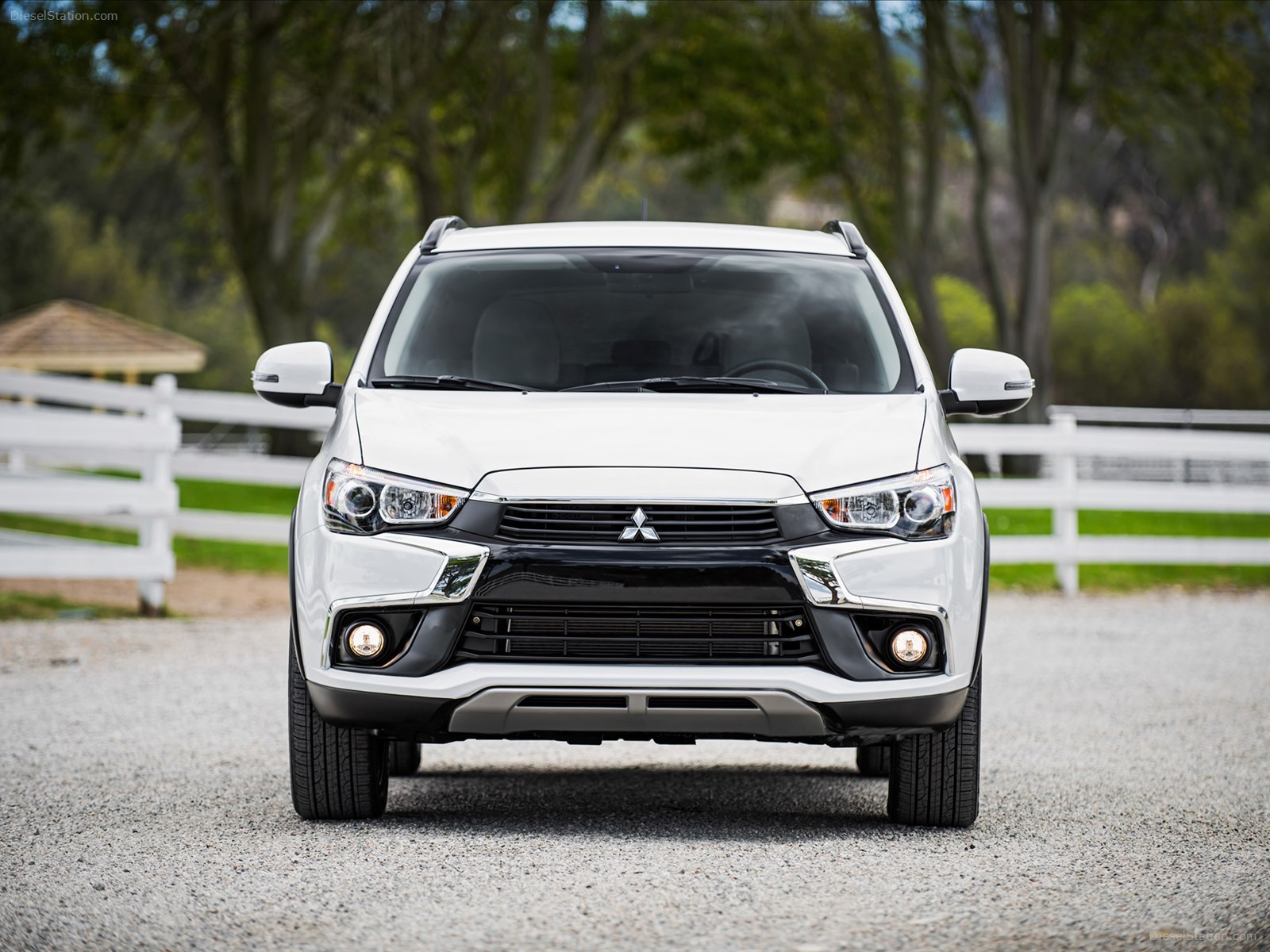 Mitsubishi Outlander Sport 2016