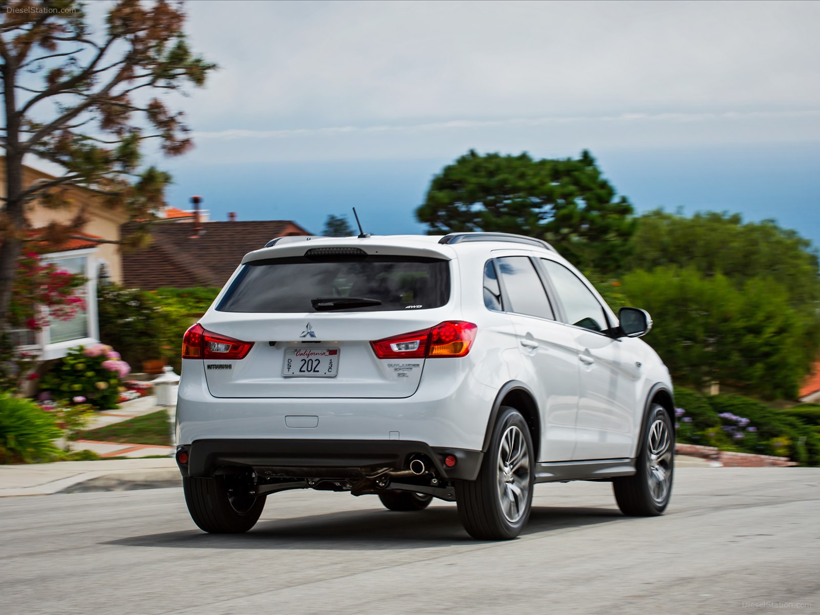 Mitsubishi Outlander Sport 2016