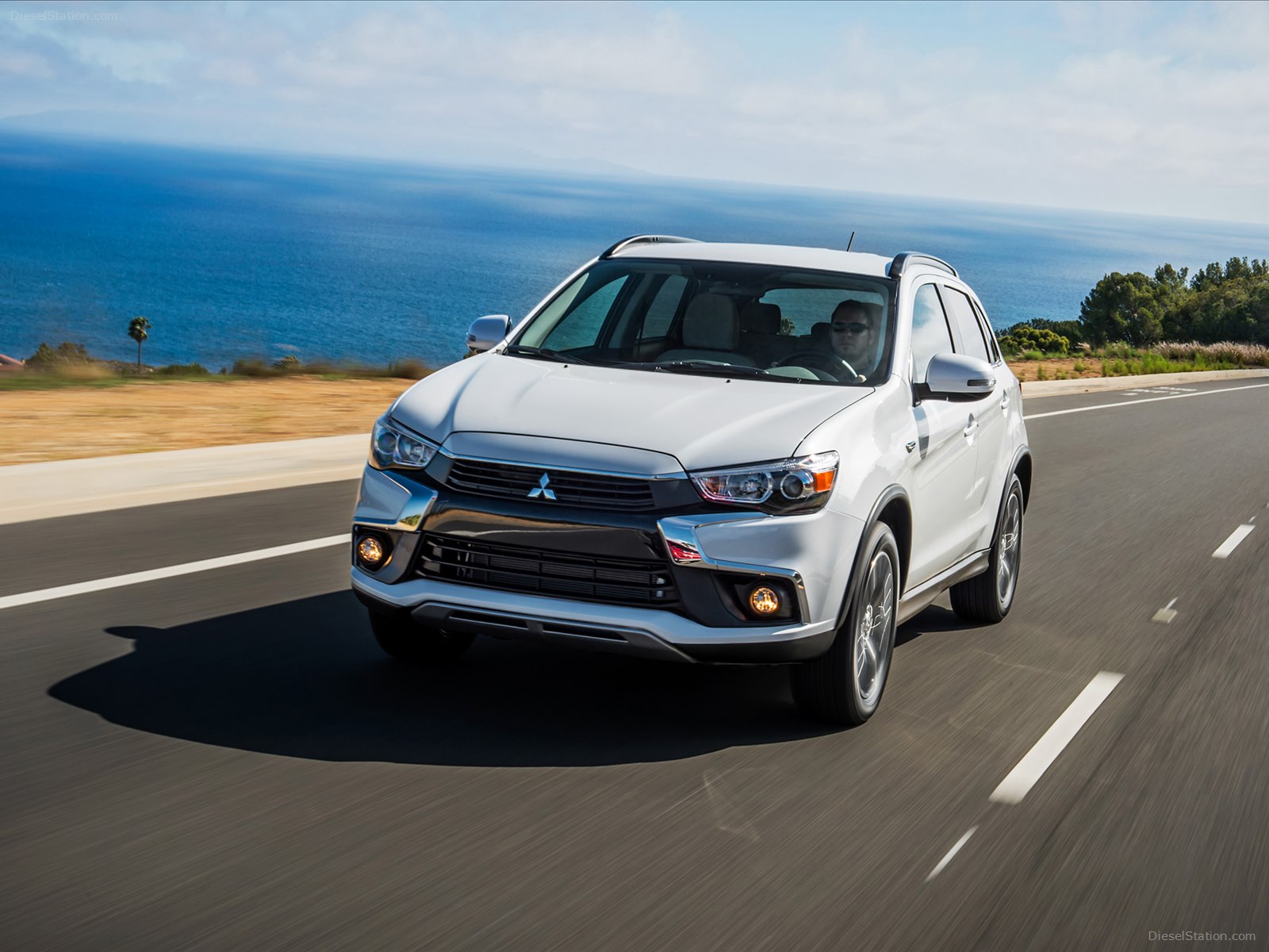 Mitsubishi Outlander Sport 2016