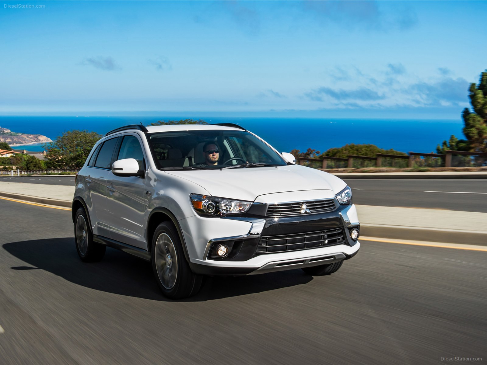 Mitsubishi Outlander Sport 2016