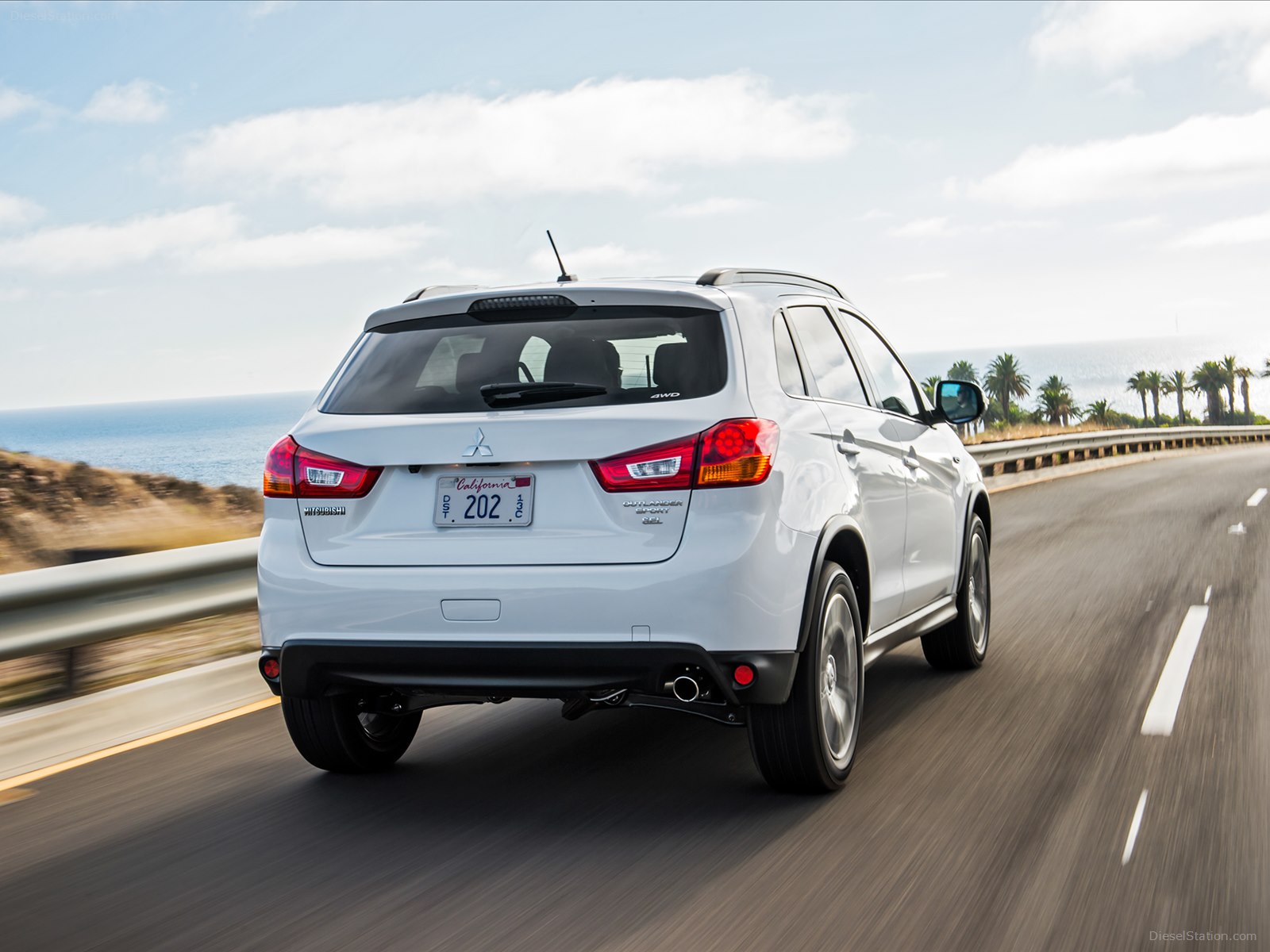 Mitsubishi Outlander Sport 2016