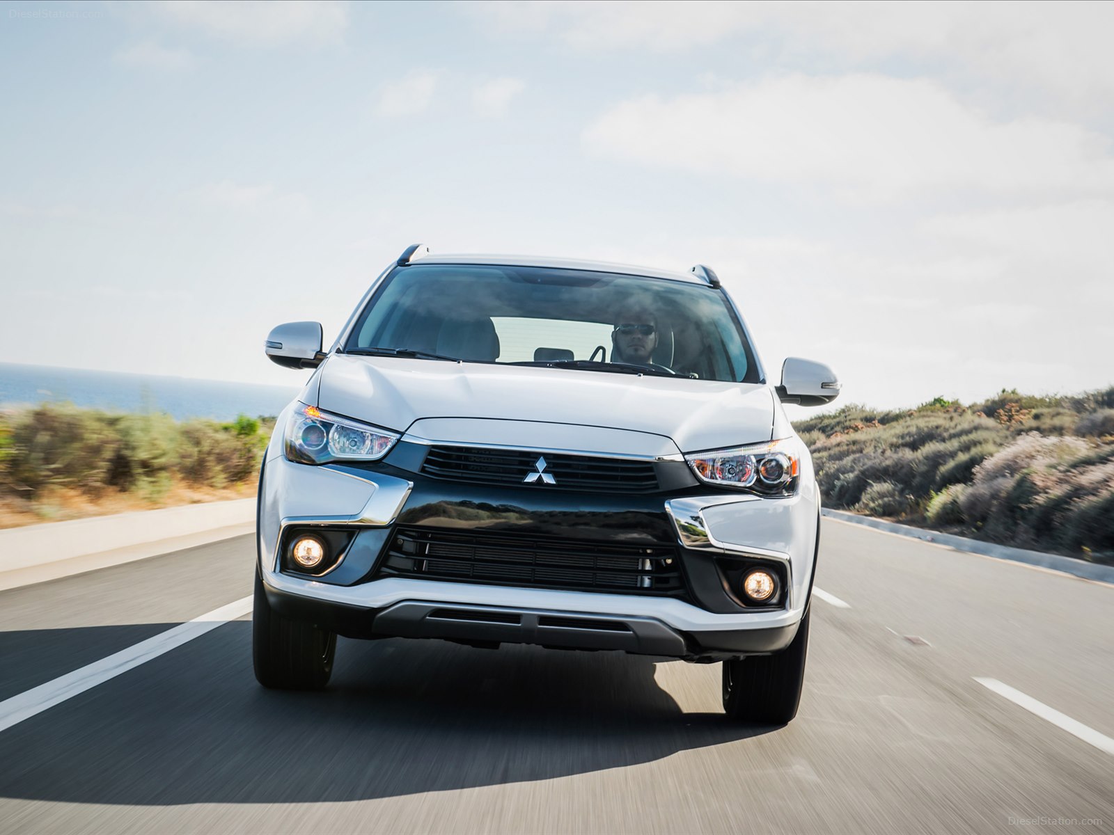 Mitsubishi Outlander Sport 2016