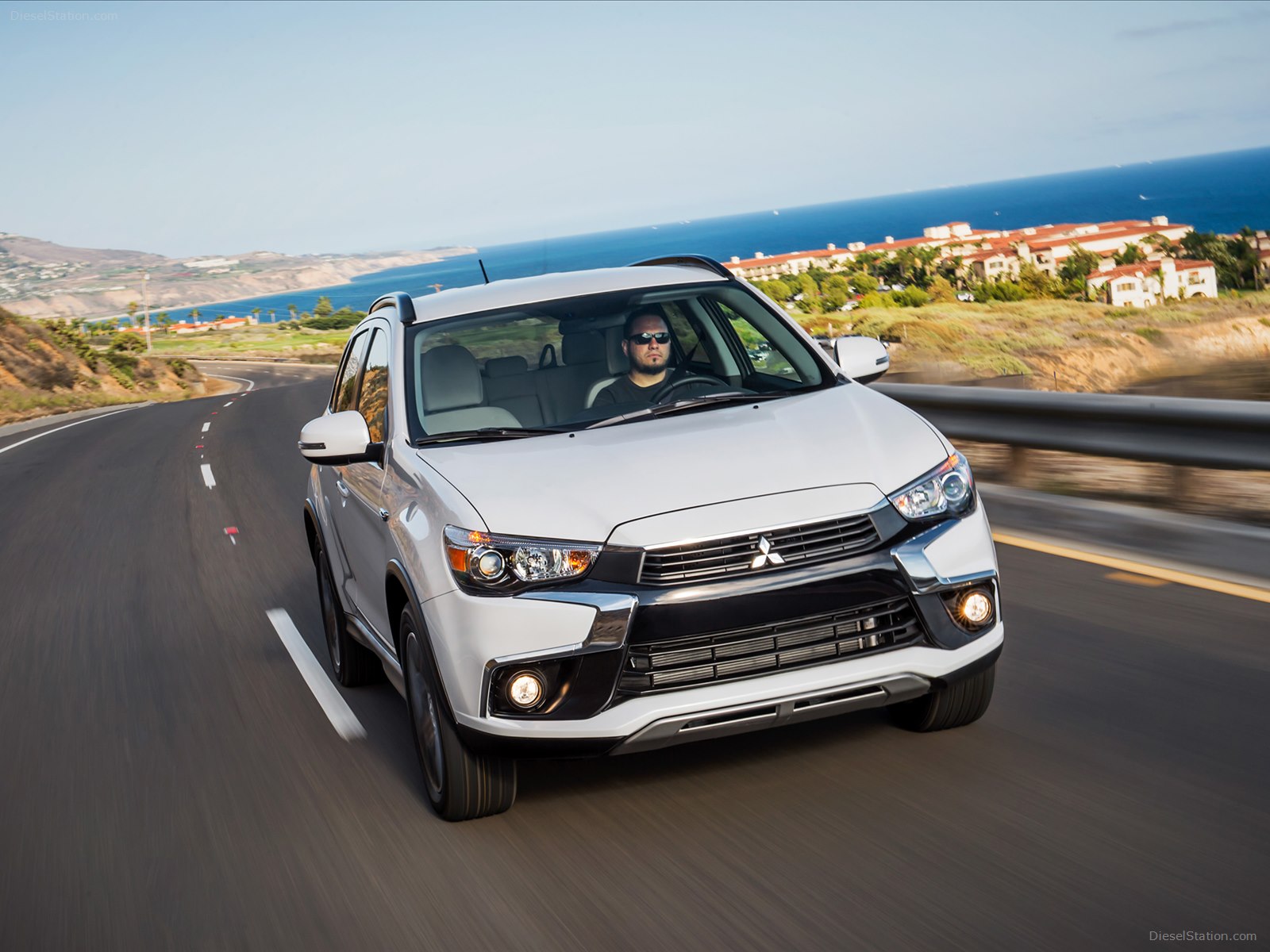 Mitsubishi Outlander Sport 2016