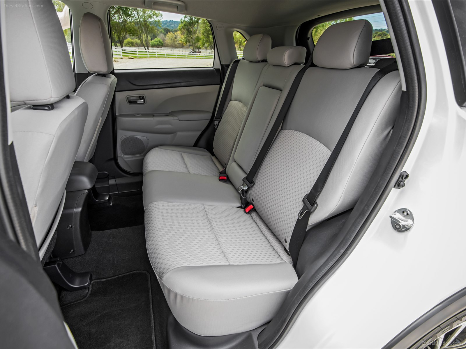 Mitsubishi Outlander Sport 2016