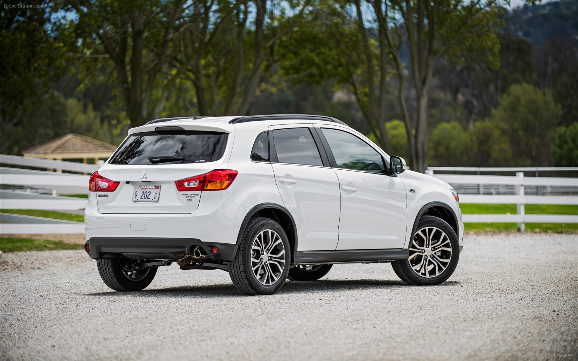 Mitsubishi Outlander Sport 2016