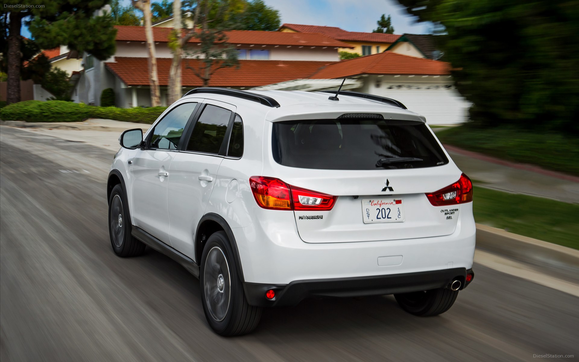 Mitsubishi Outlander Sport 2016