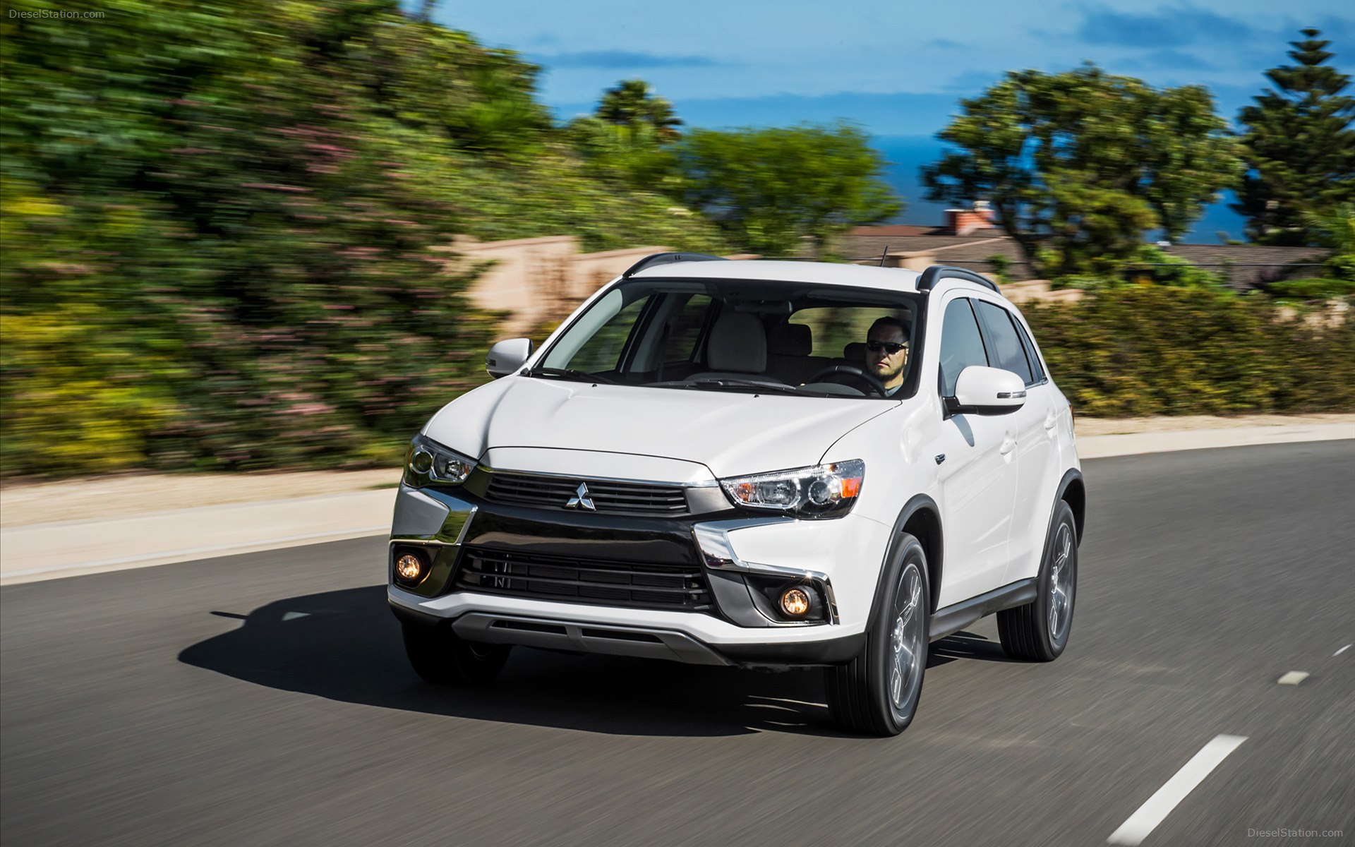 Mitsubishi Outlander Sport 2016