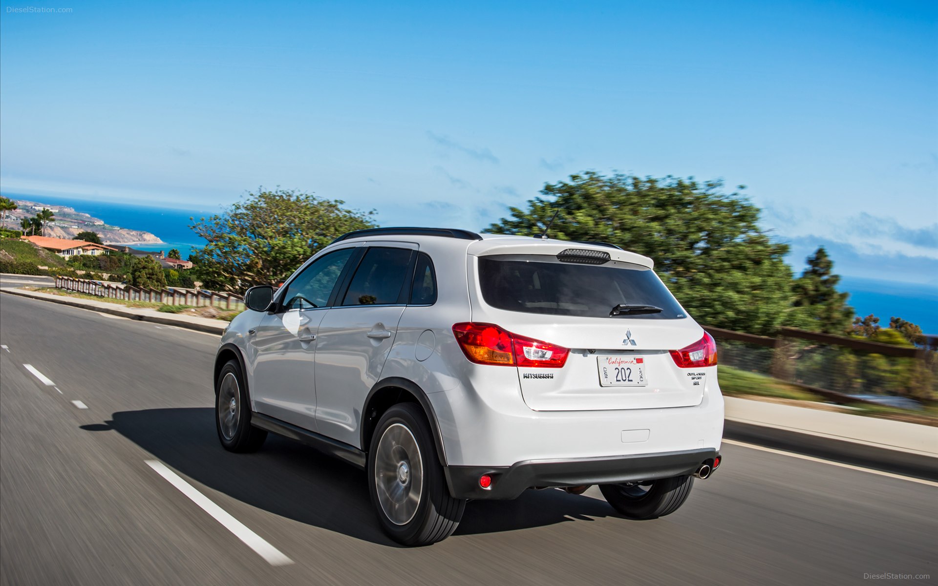 Mitsubishi Outlander Sport 2016