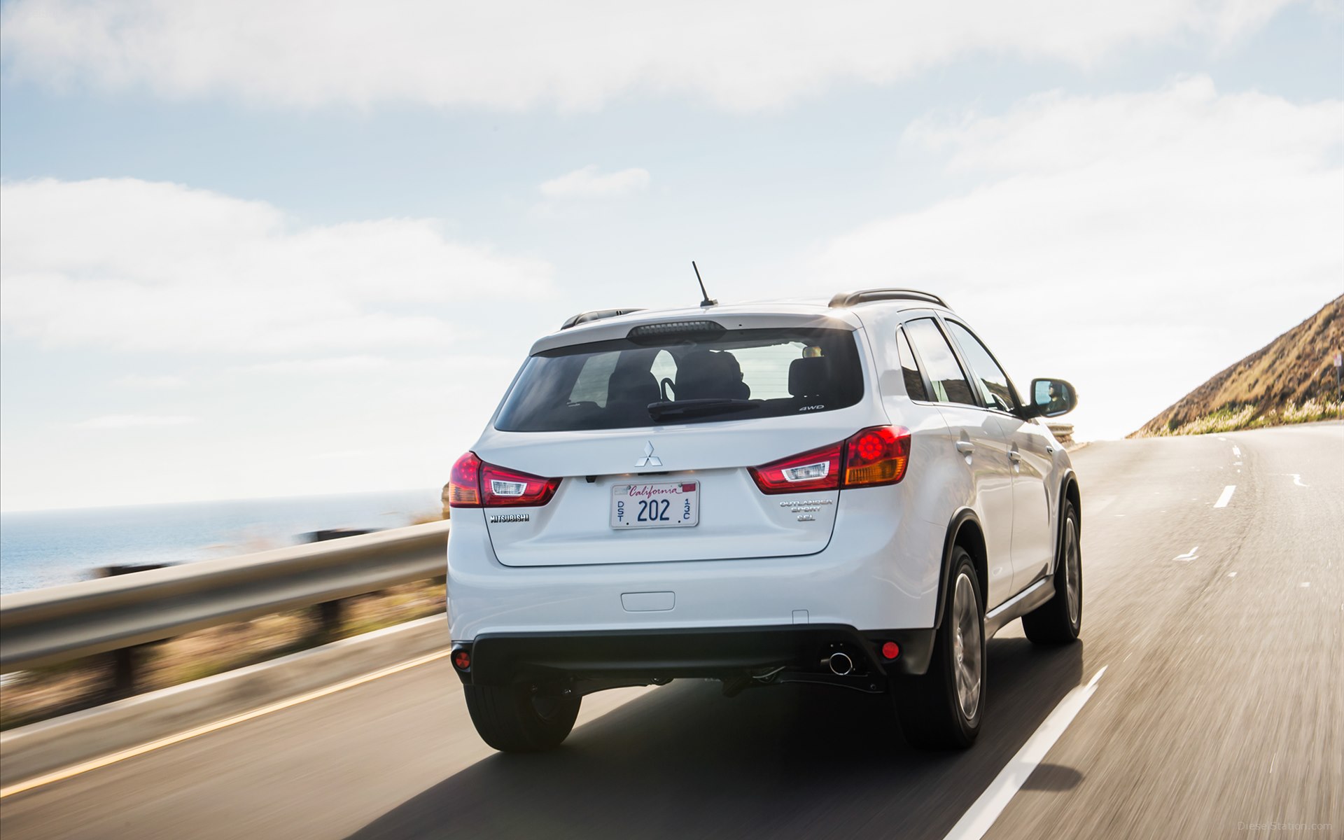 Mitsubishi Outlander Sport 2016