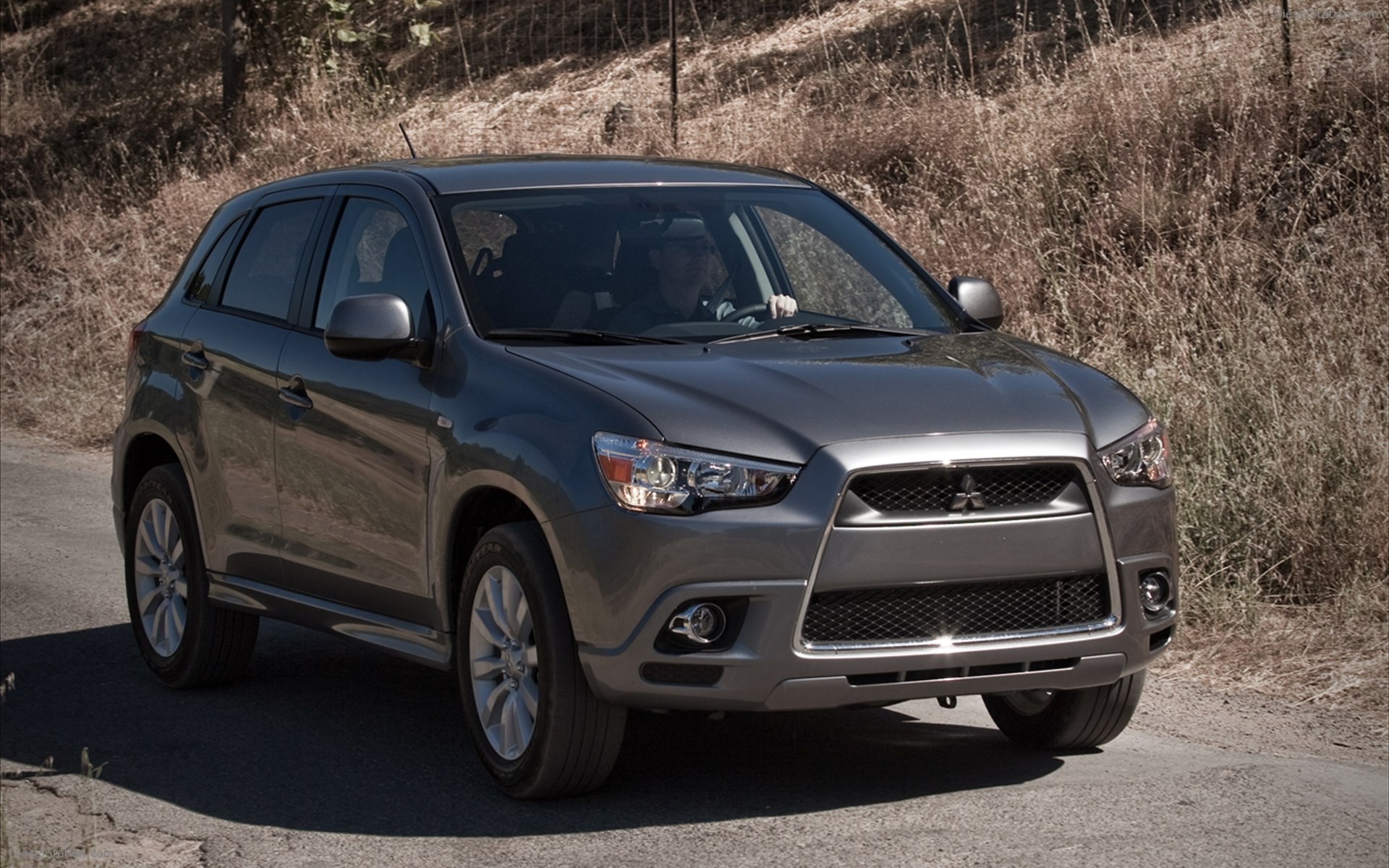 Mitsubishi Outlander Sport SE 2011
