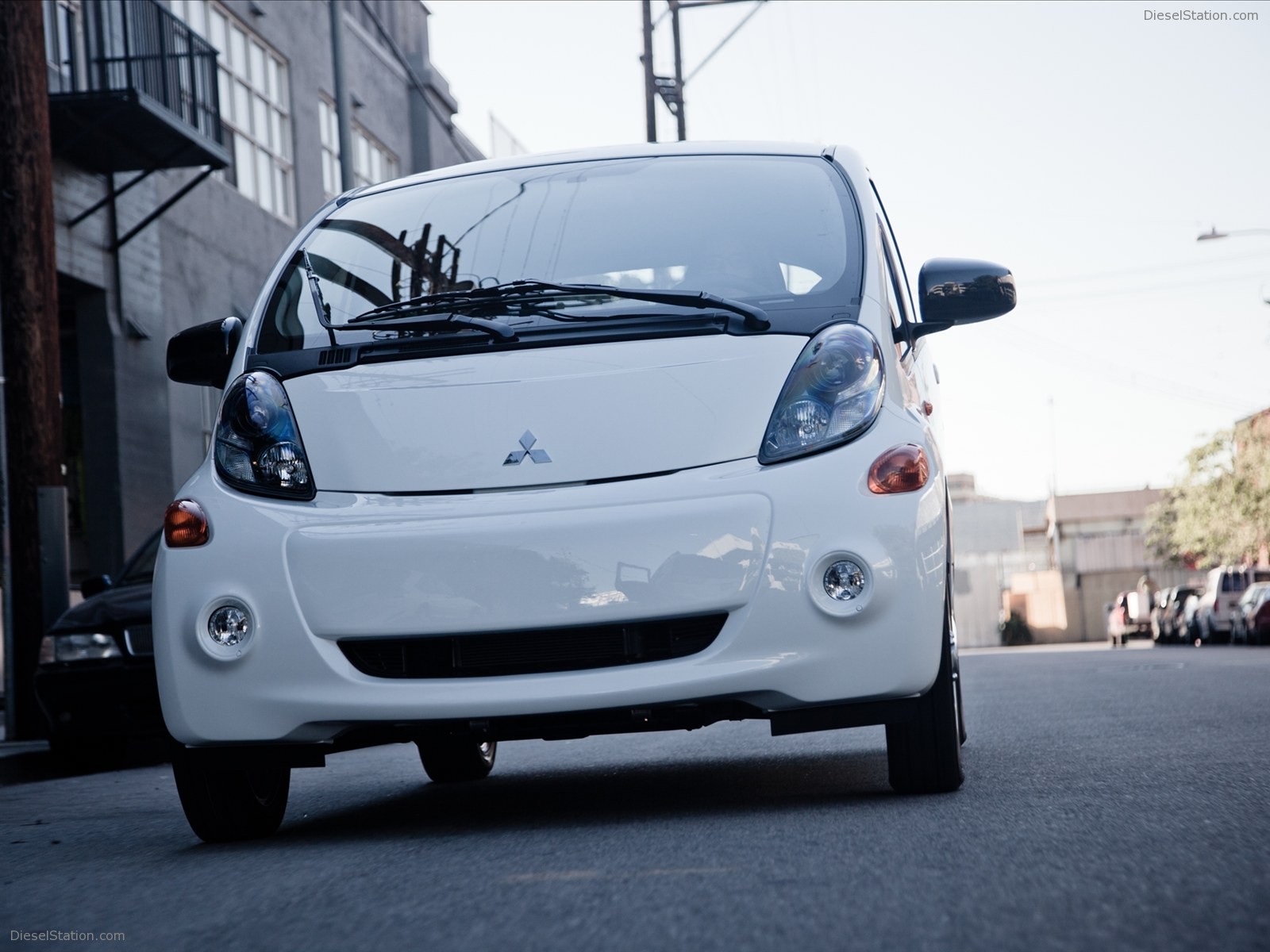 Mitsubishi i-MiEV American version 2012 Mitsubishi i-MiEV American version 2012