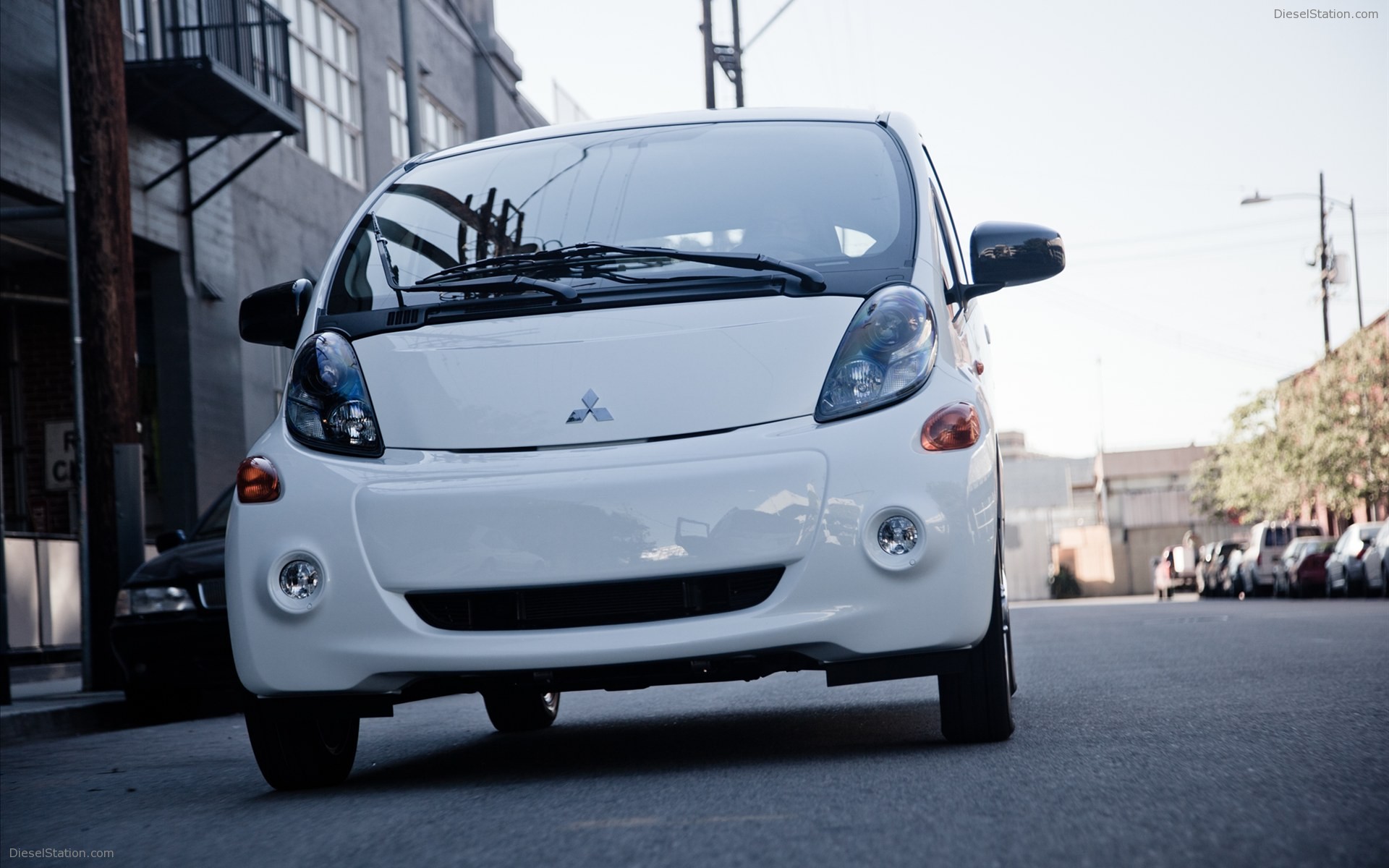 Mitsubishi i-MiEV American version 2012 Mitsubishi i-MiEV American version 2012