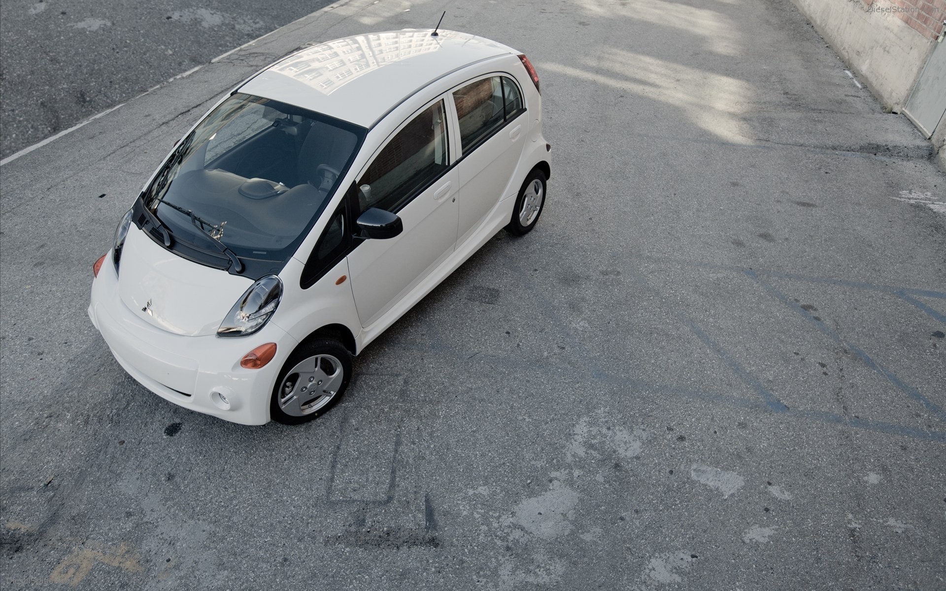 Mitsubishi i-MiEV American version 2012 Mitsubishi i-MiEV American version 2012