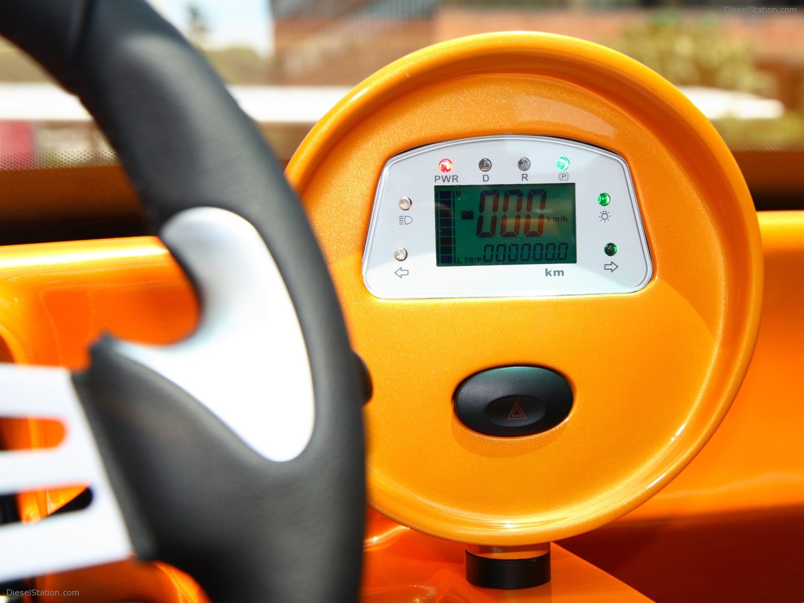 MyCar - an Electric Car by Nice Car Company MyCar - an Electric Car by Nice Car Company