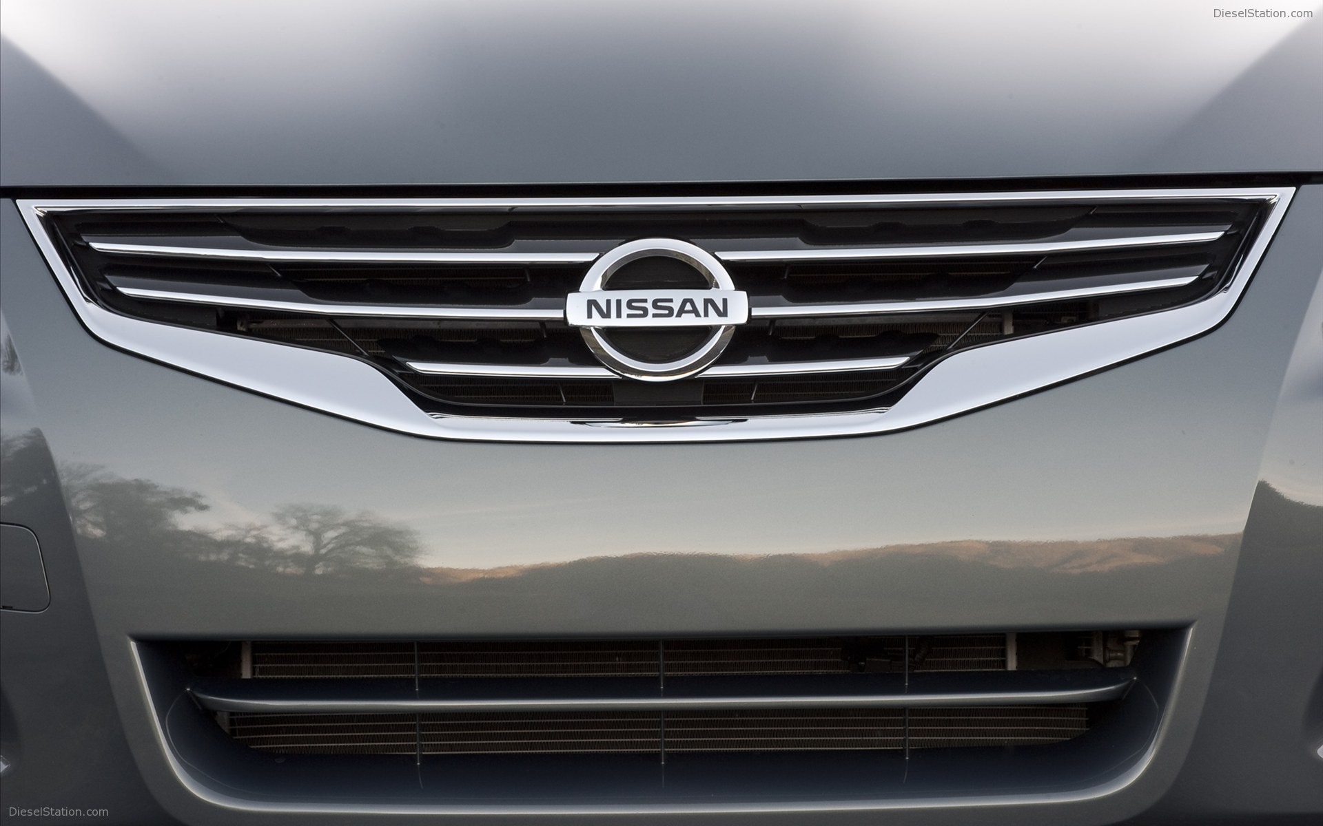 Nissan Altima Hybrid 2011