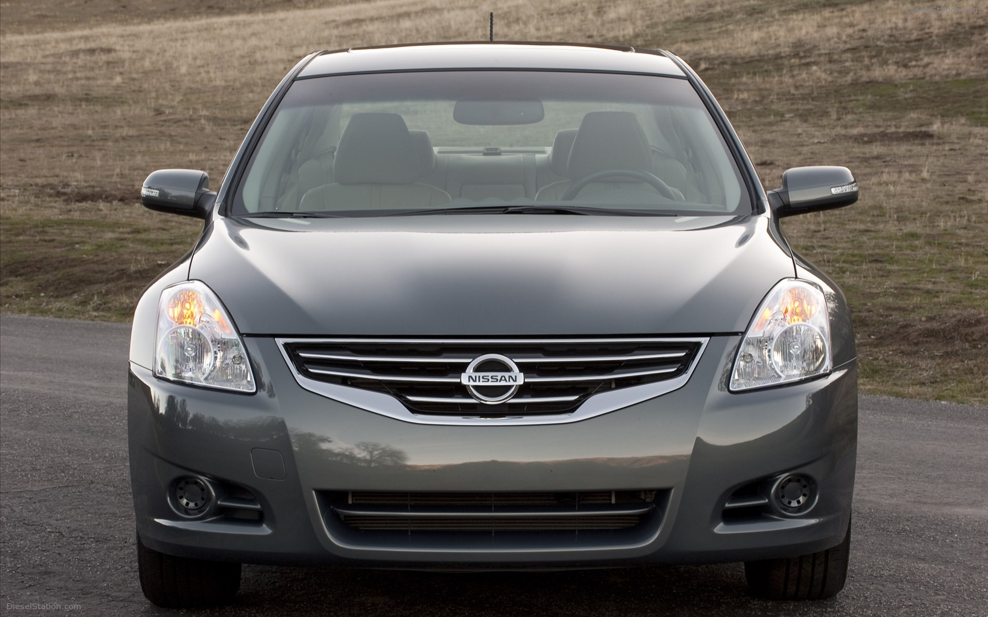 Nissan Altima Hybrid 2011