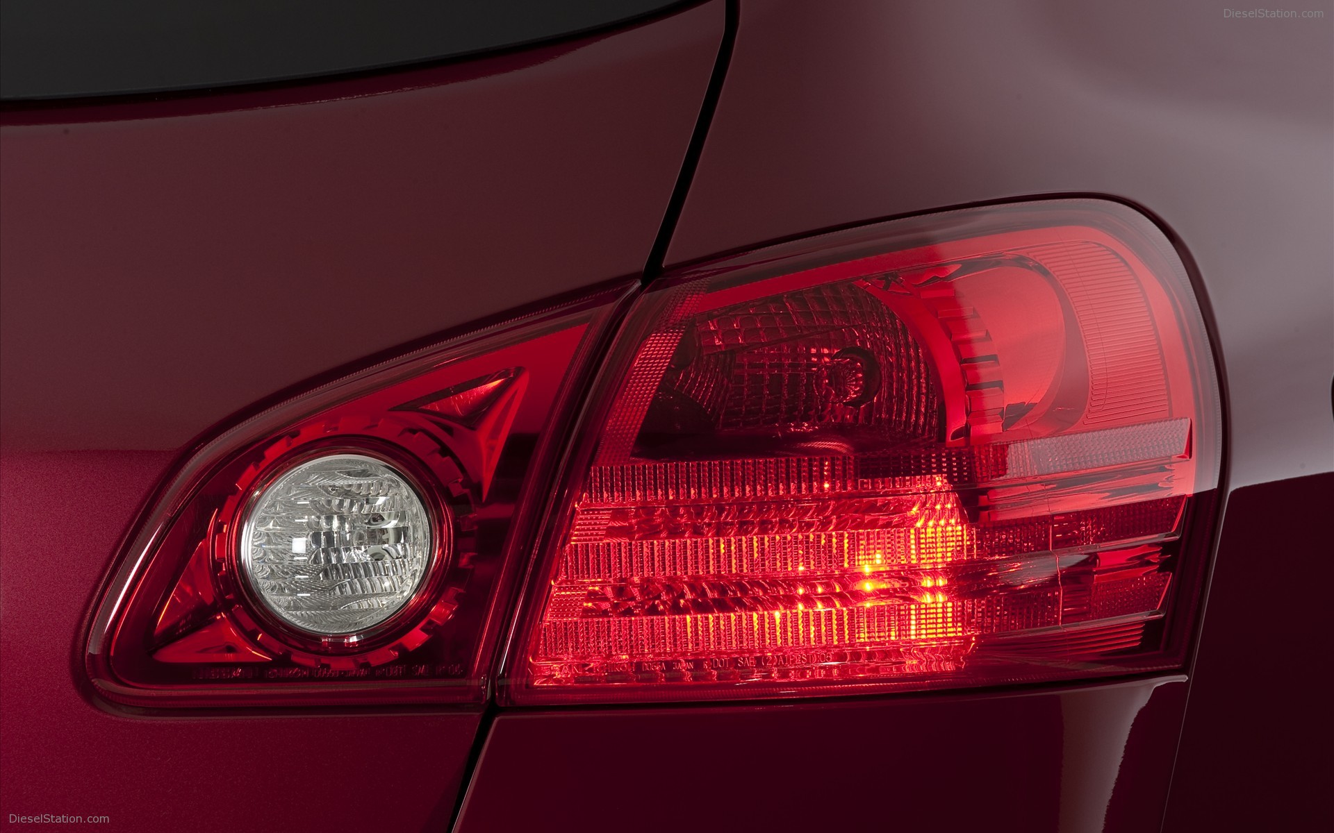 2010 Nissan Rogue Krom