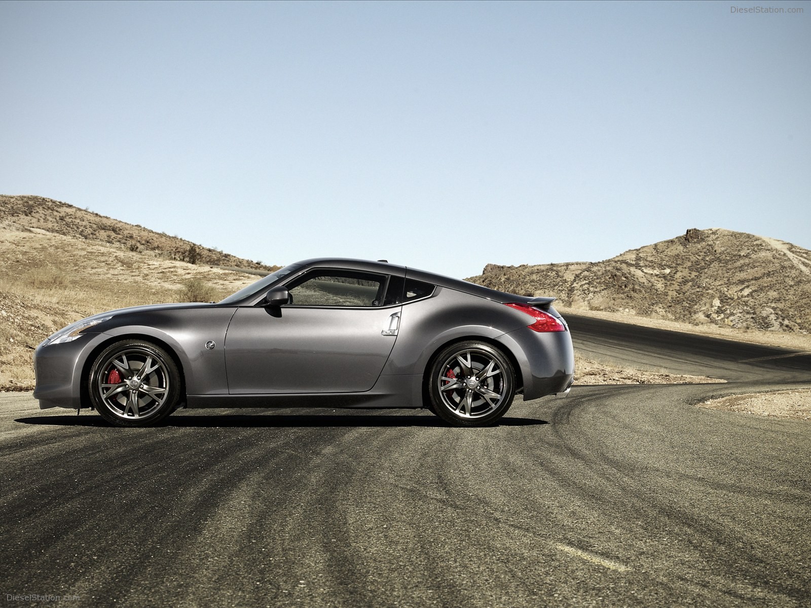 Nissan 370Z 40th Anniversary Edition