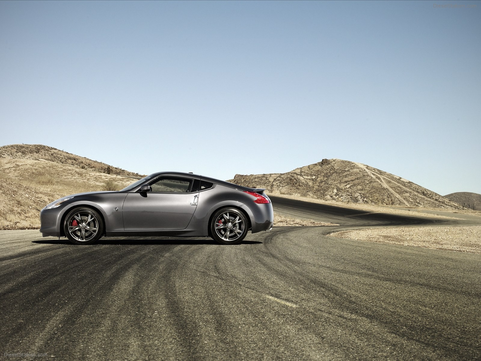 Nissan 370Z 40th Anniversary Edition