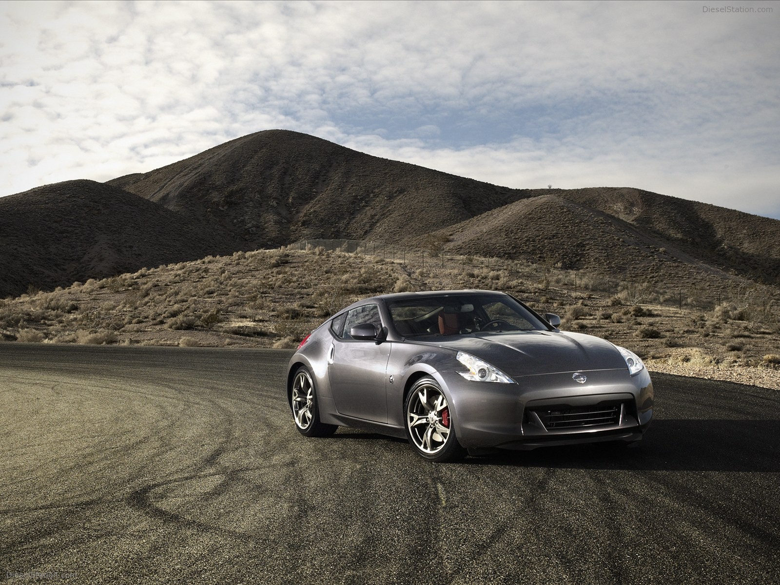 Nissan 370Z 40th Anniversary Edition