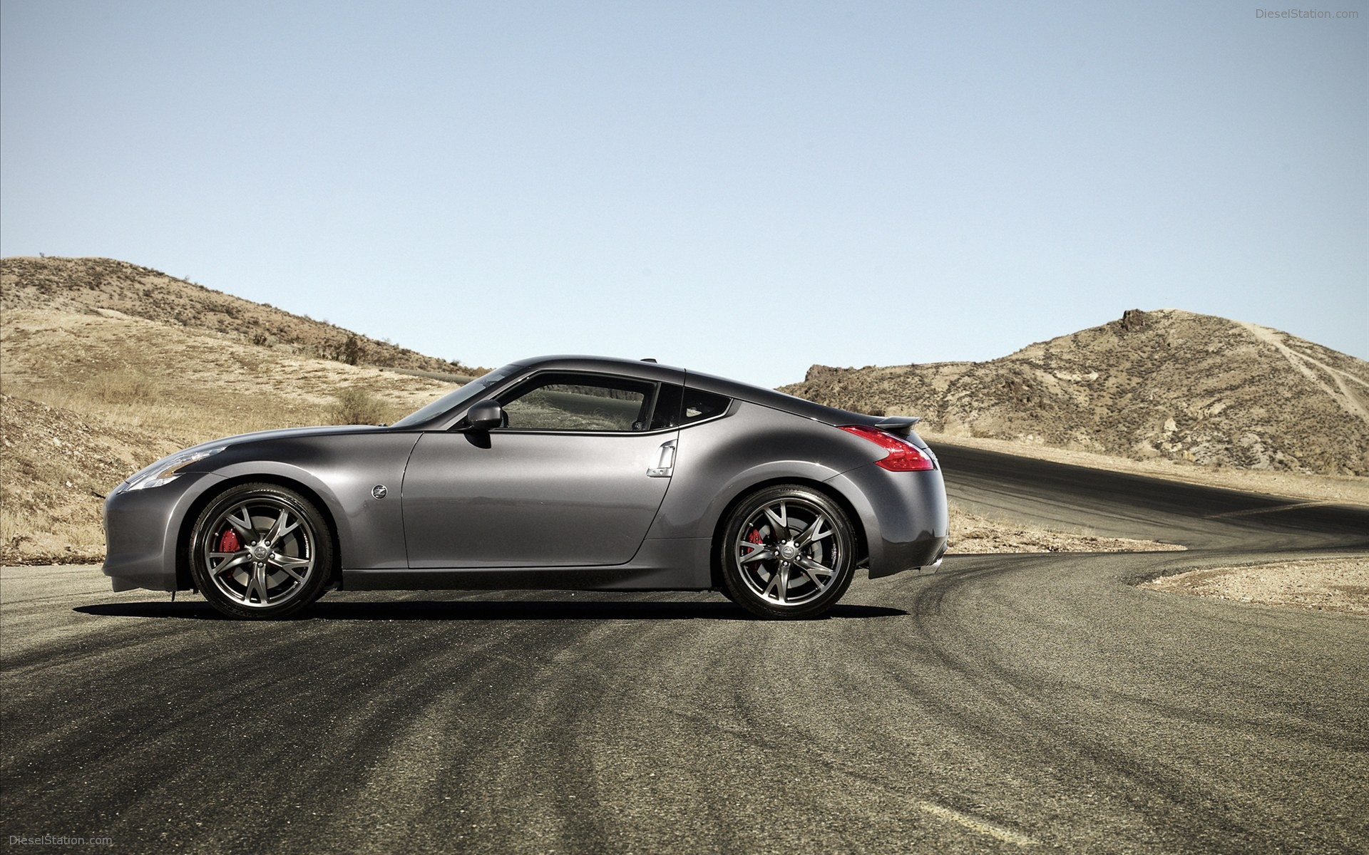 Nissan 370Z 40th Anniversary Edition