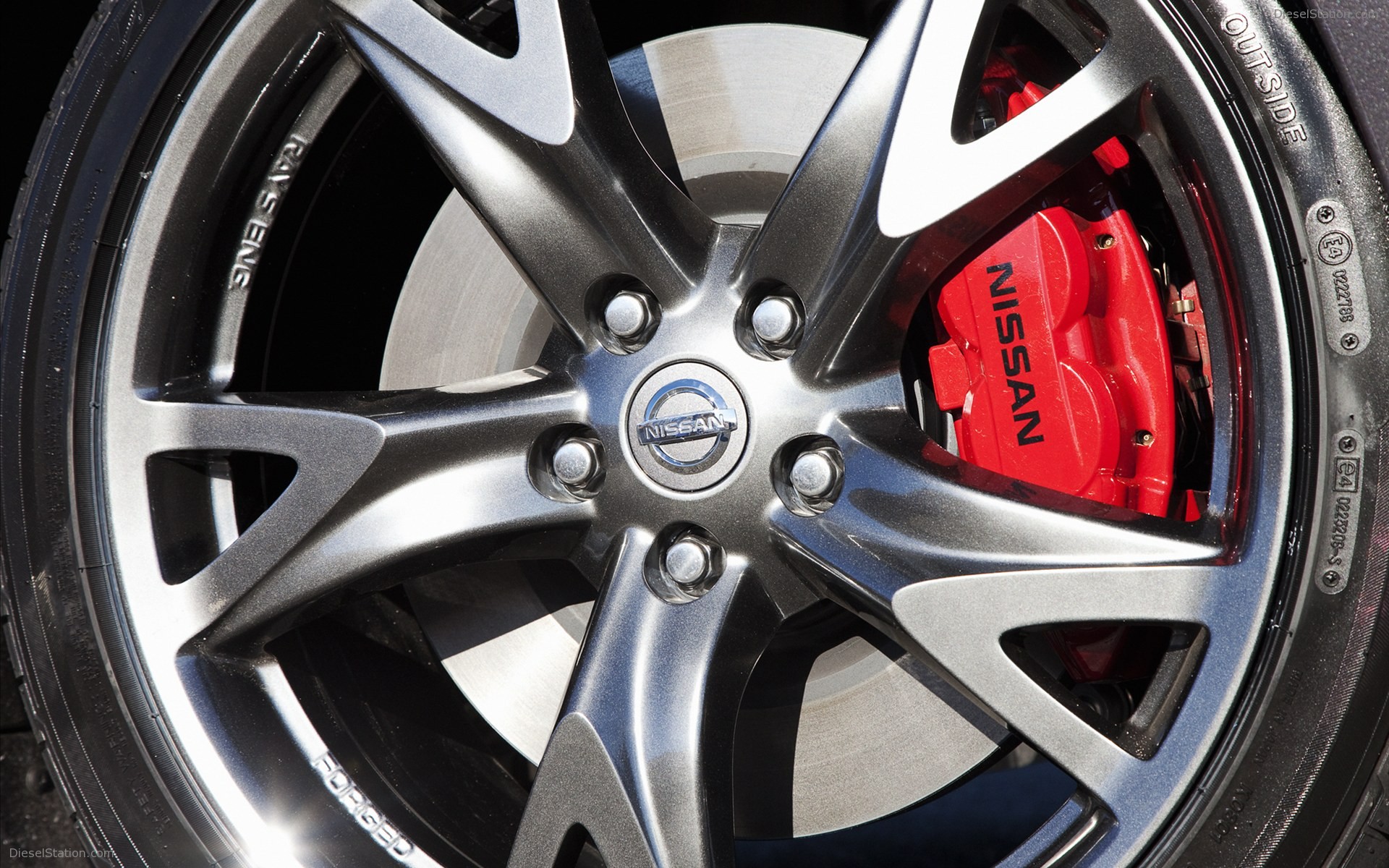 Nissan 370Z 40th Anniversary Edition