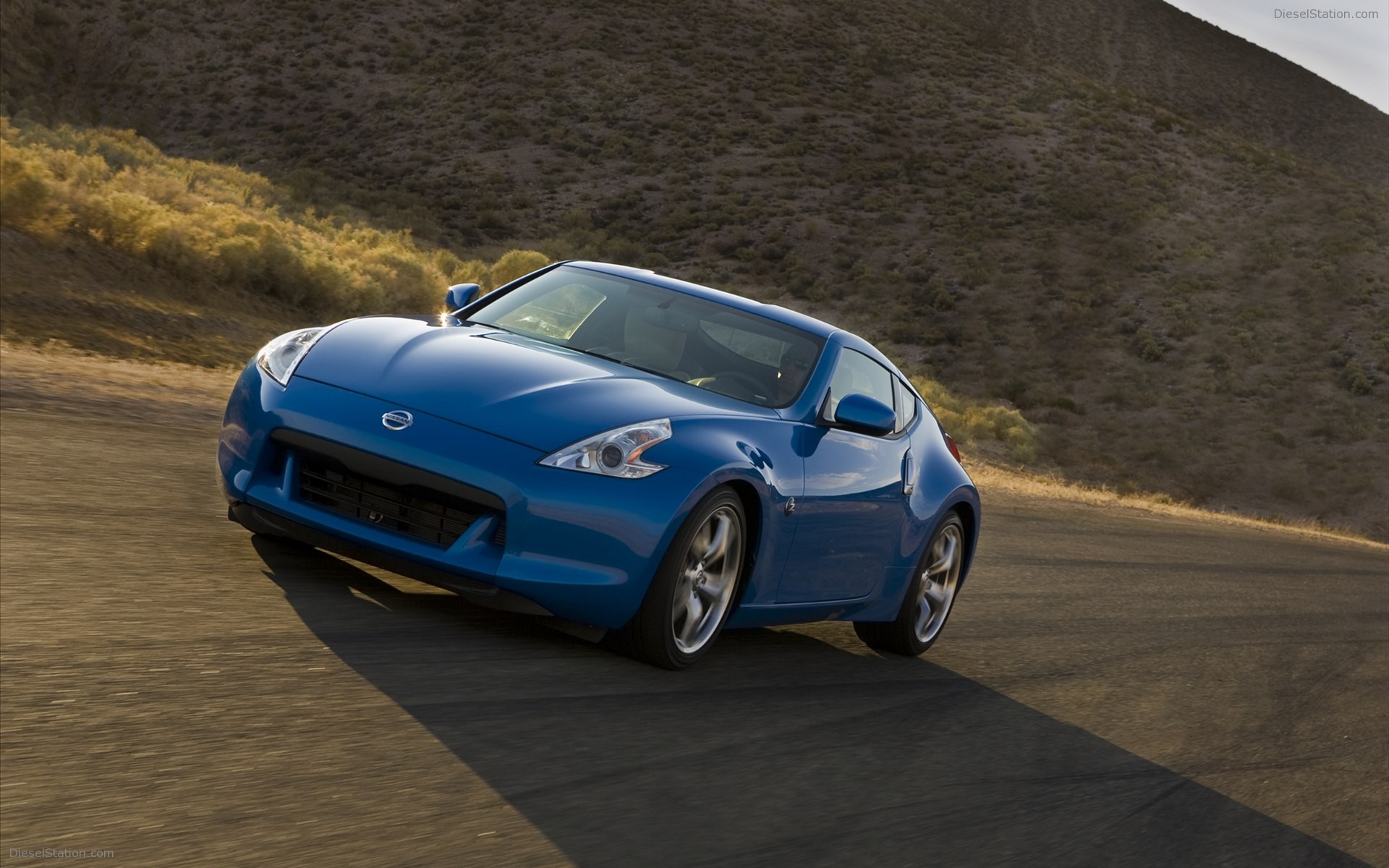Nissan 370Z Coupe 2012