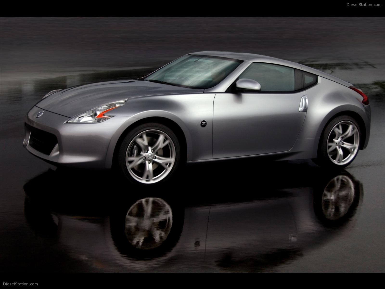 Nissan 370Z Coupe 2009