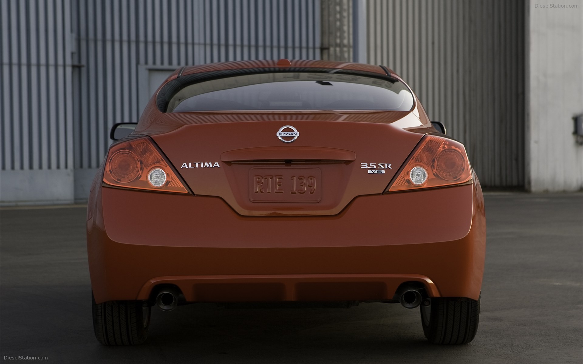 Nissan Altima Coupe 2012