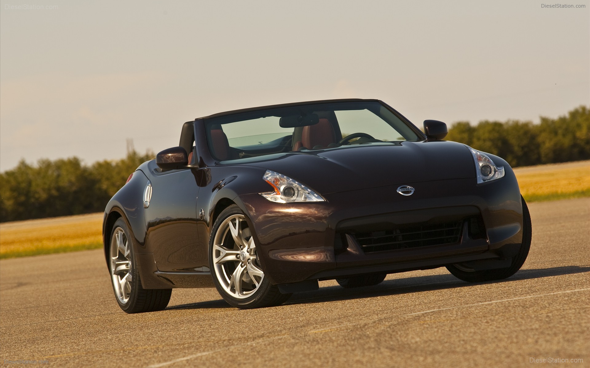 Nissan Announces Pricing On 2010 370Z Roadster Nissan Announces Pricing On 2010 370Z Roadster