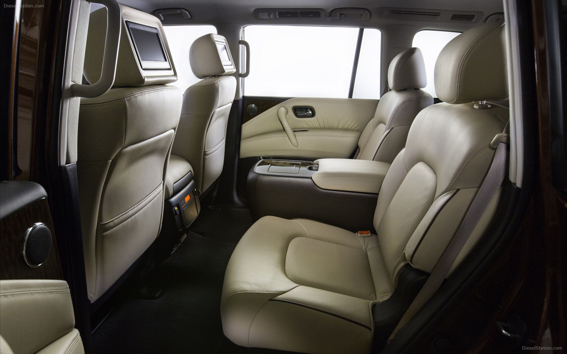 Nissan Armada 2017