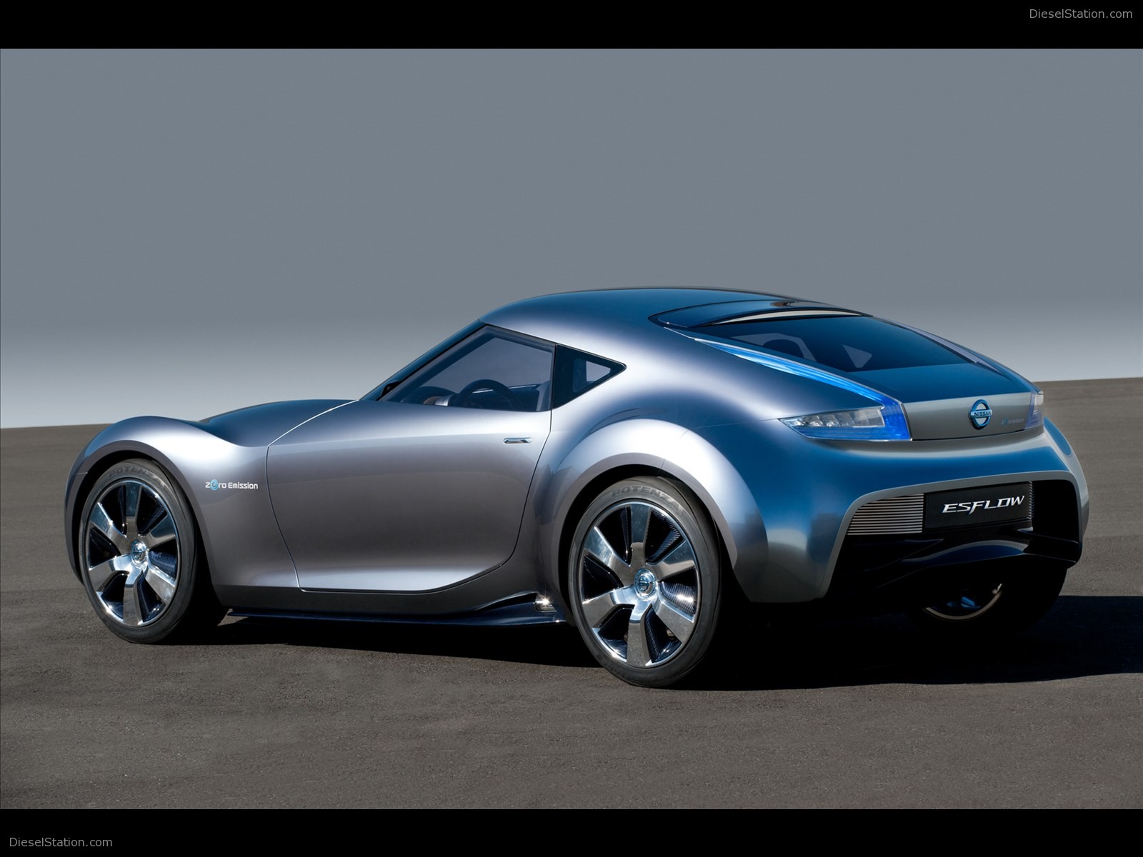 Nissan ESFLOW Electric Concept Car 2011