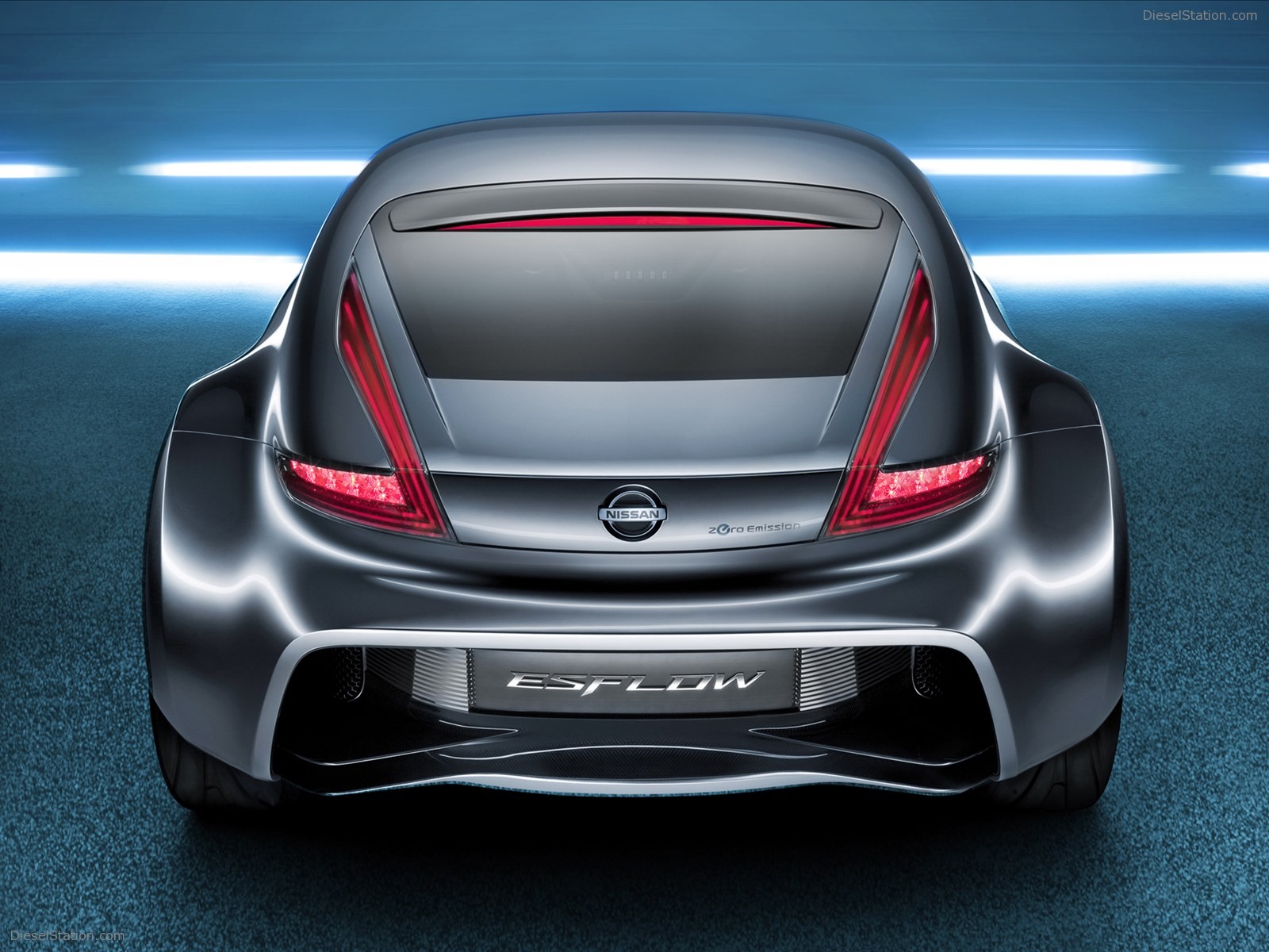 Nissan ESFLOW Electric Concept Car 2011