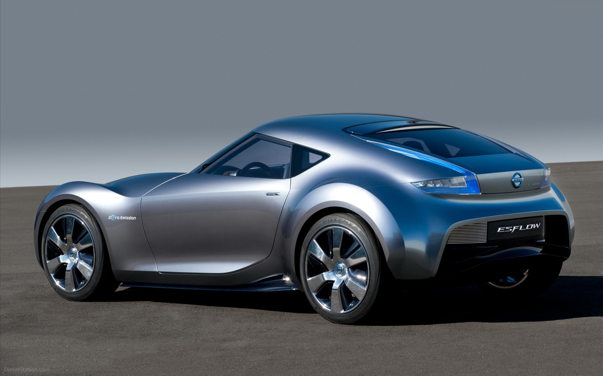 Nissan ESFLOW Electric Concept Car 2011