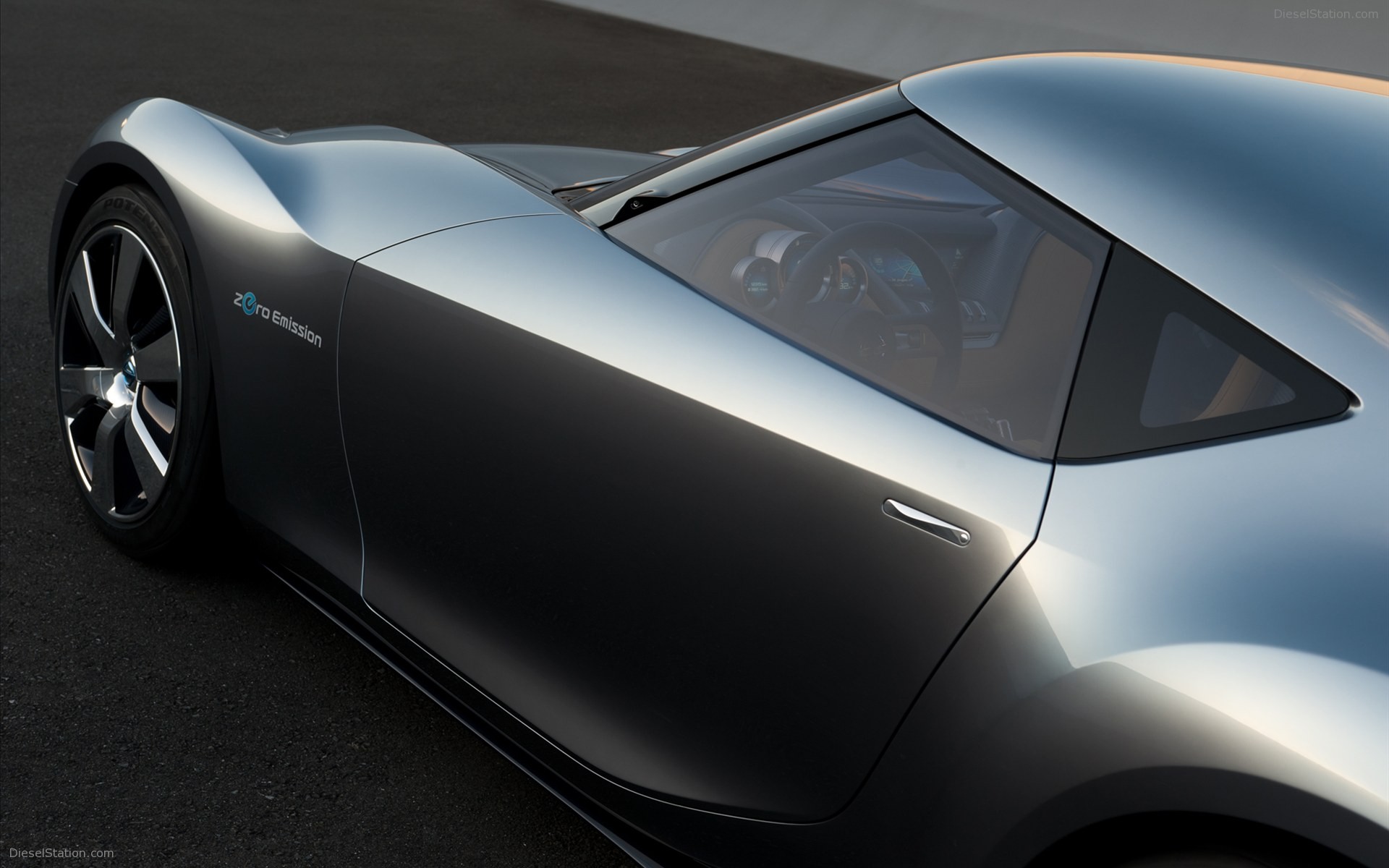 Nissan ESFLOW Electric Concept Car 2011