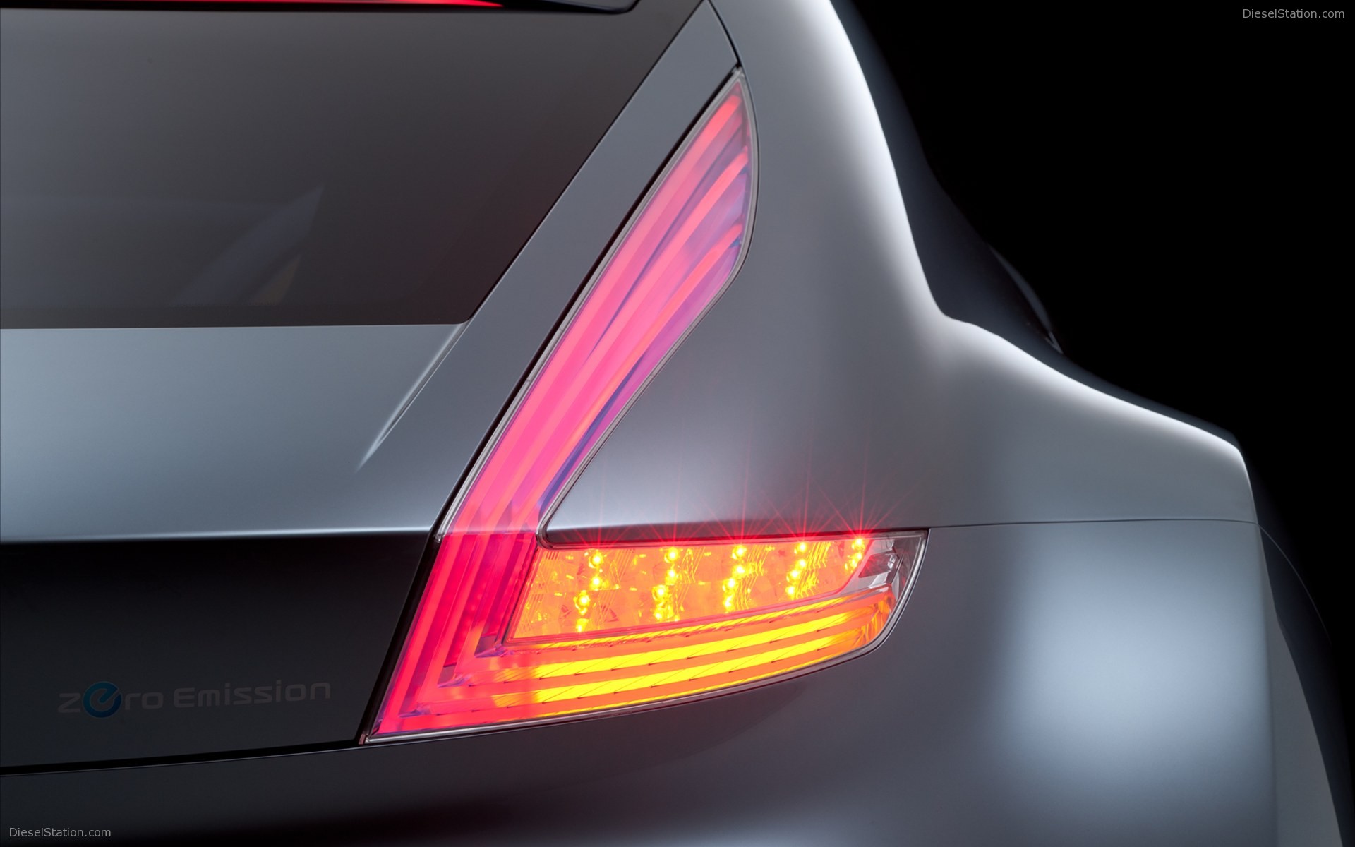 Nissan ESFLOW Electric Concept Car 2011
