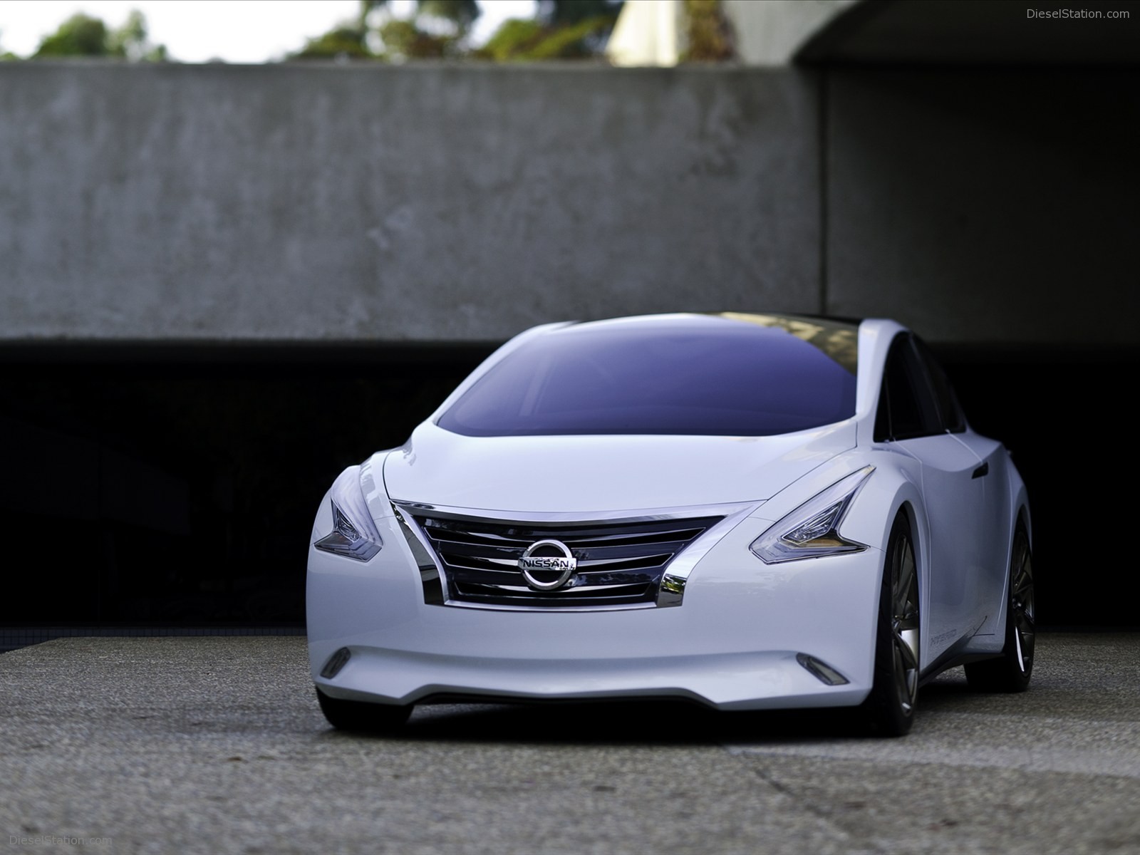 Nissan Ellure Concept 2010