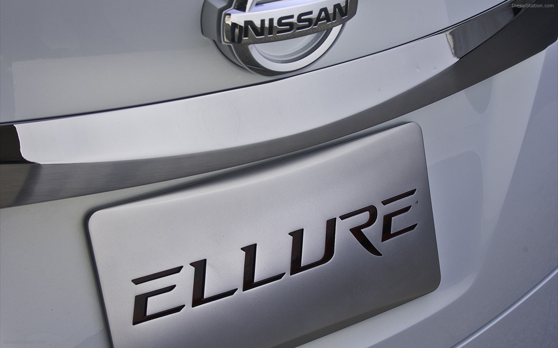 Nissan Ellure Concept 2010