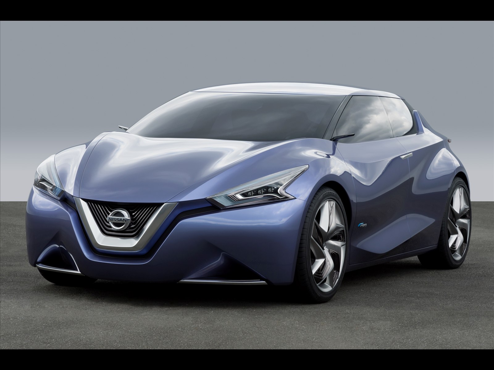 Nissan Friend-Me Concept 2013
