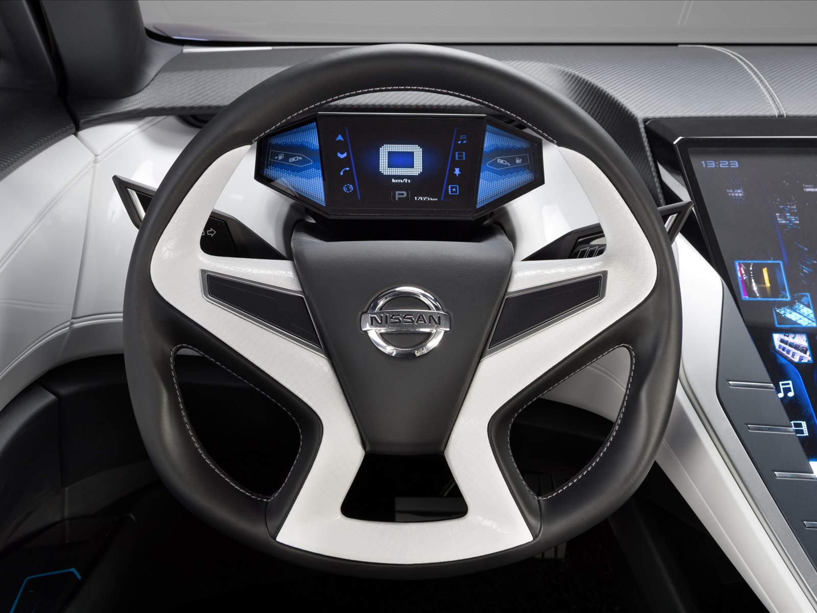Nissan Friend-Me Concept 2013