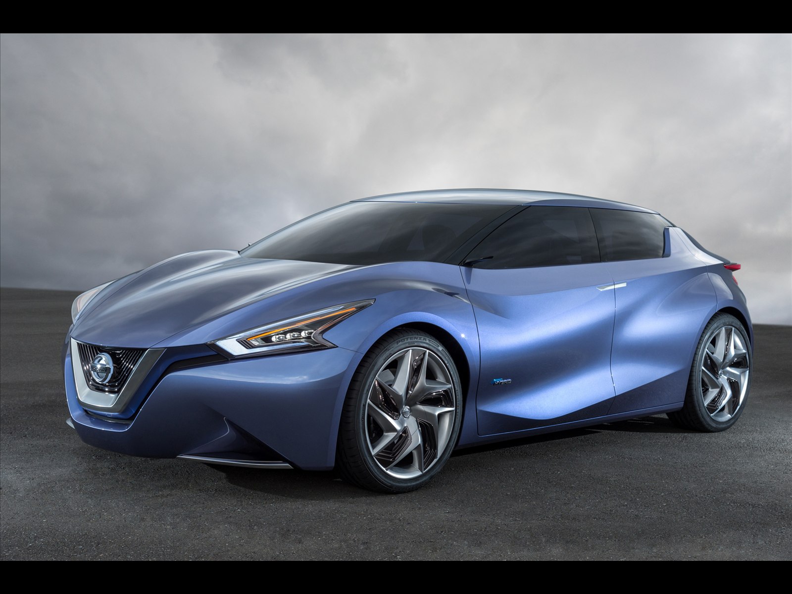 Nissan Friend-Me Concept 2013